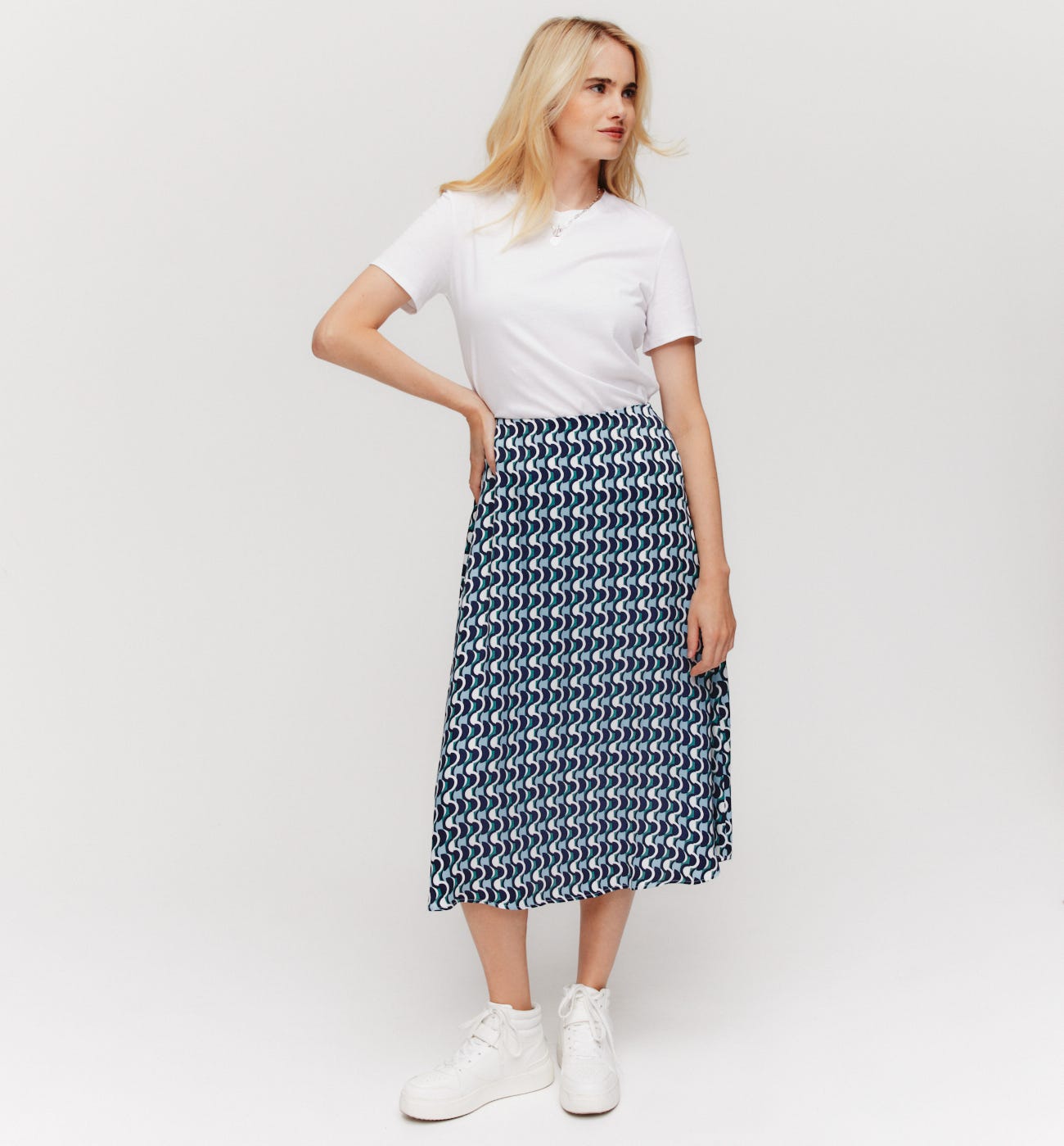 Silky A-line skirt