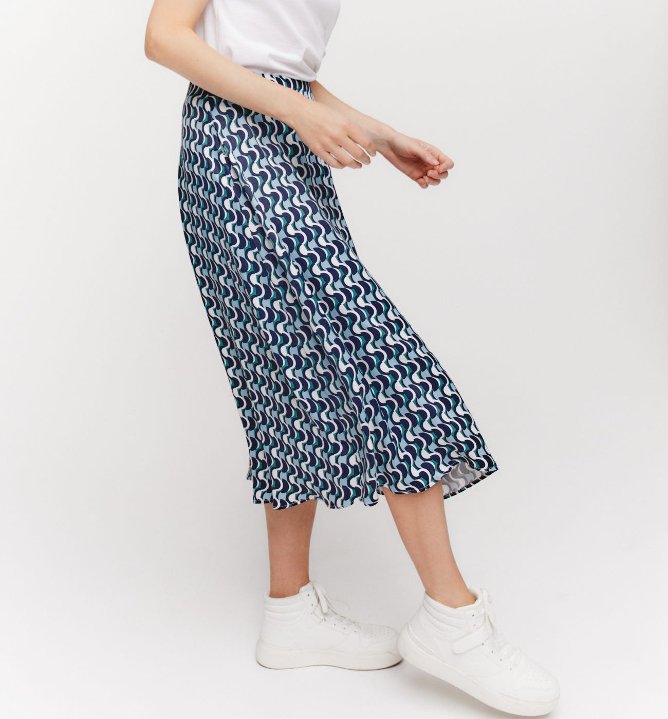Silky A-line skirt