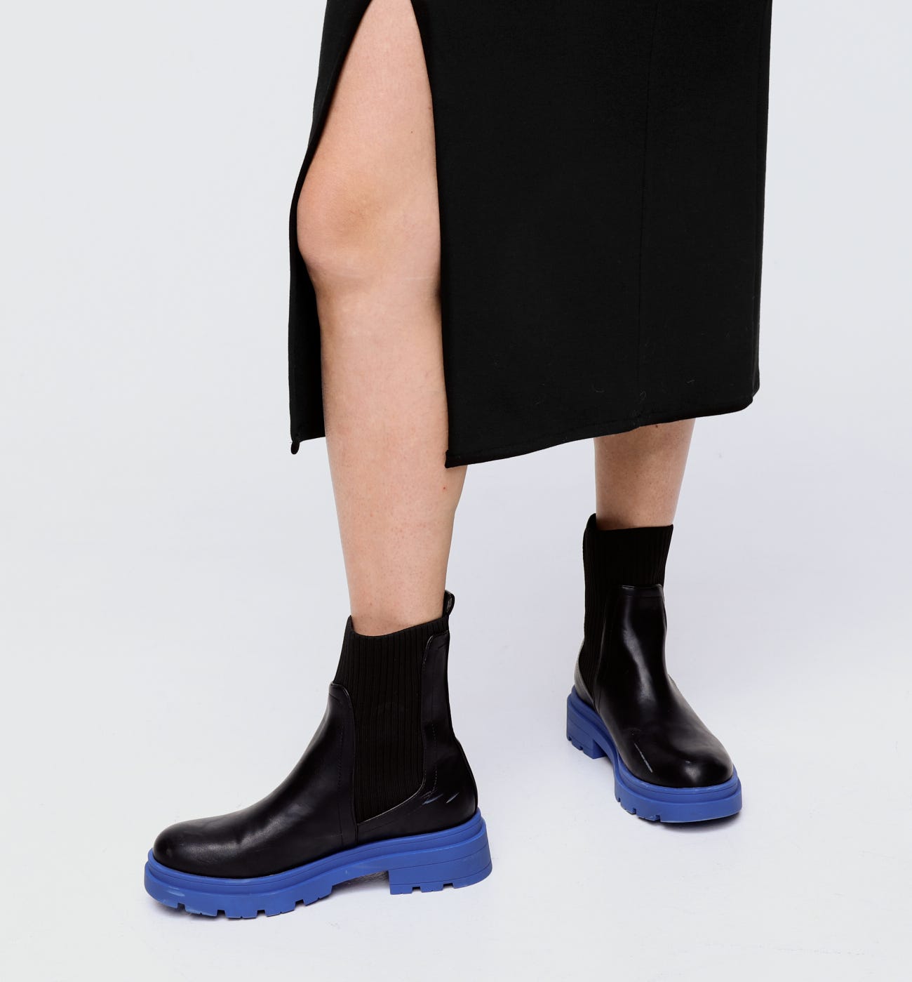 Mid-length jacquard knit dress