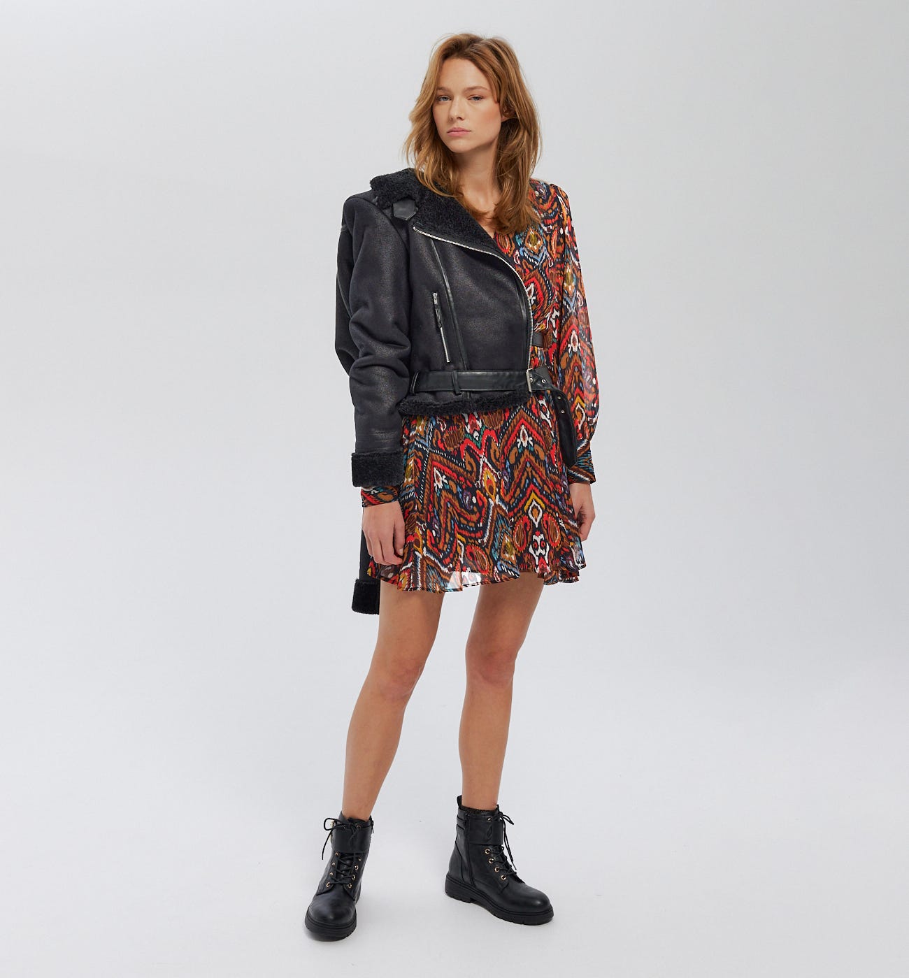 Minikleid mit Ikat-Muster