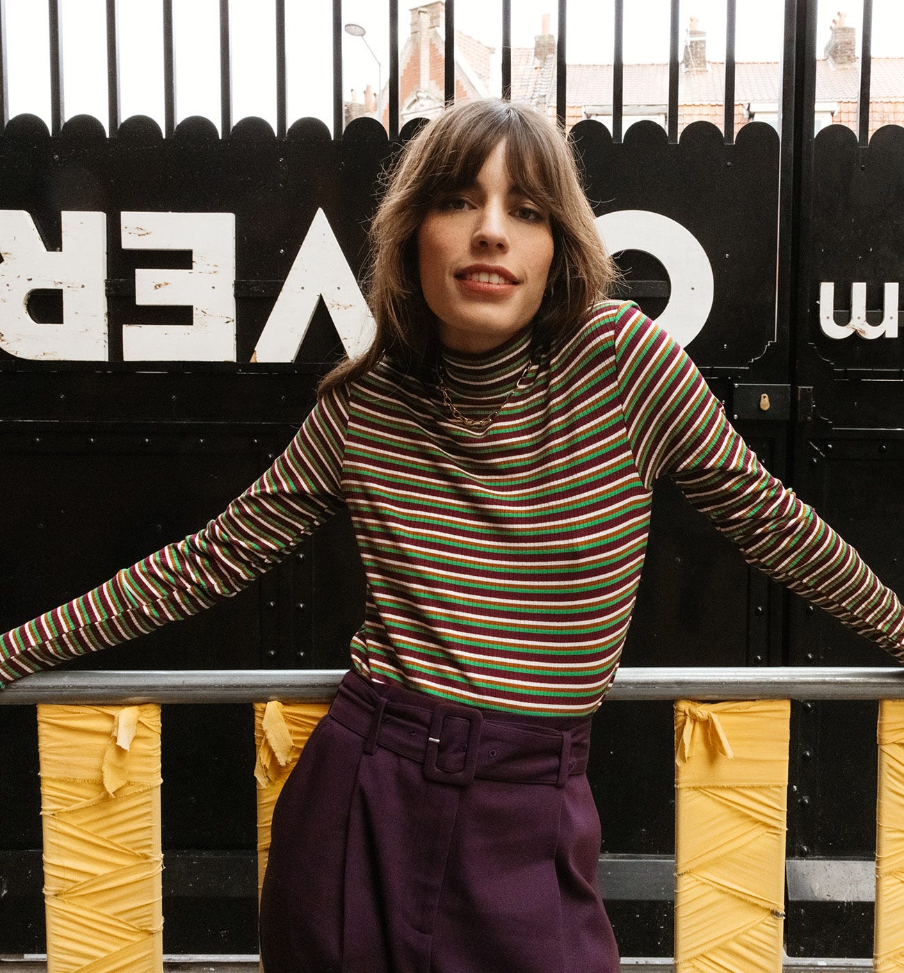 Funnel neck top