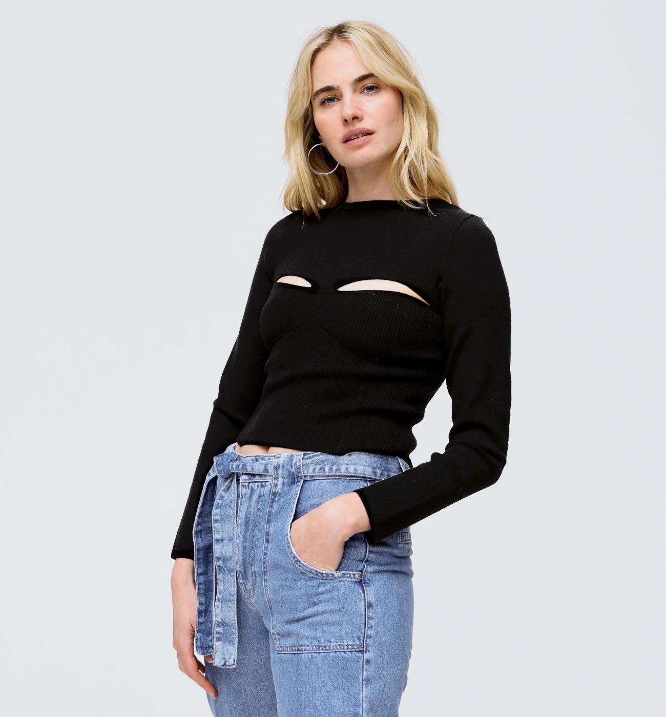 Maglia cropped cut out