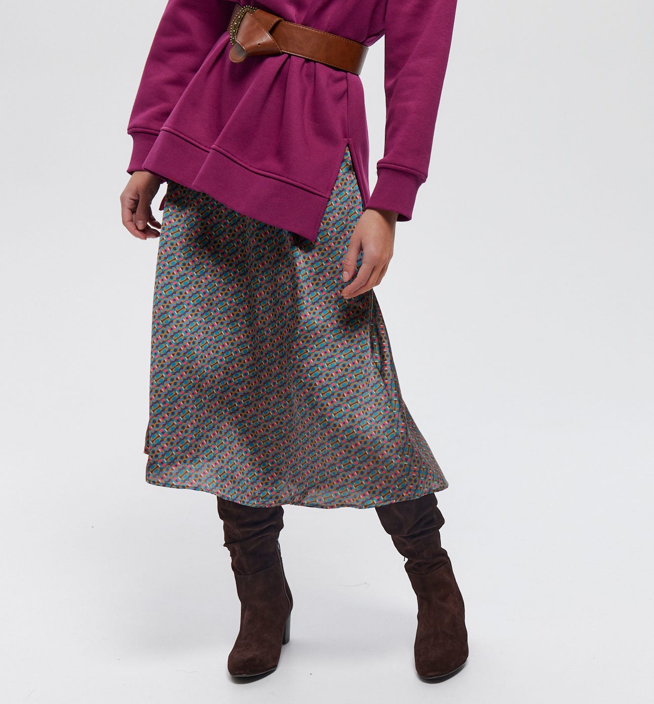 Satin patterned midi skirt