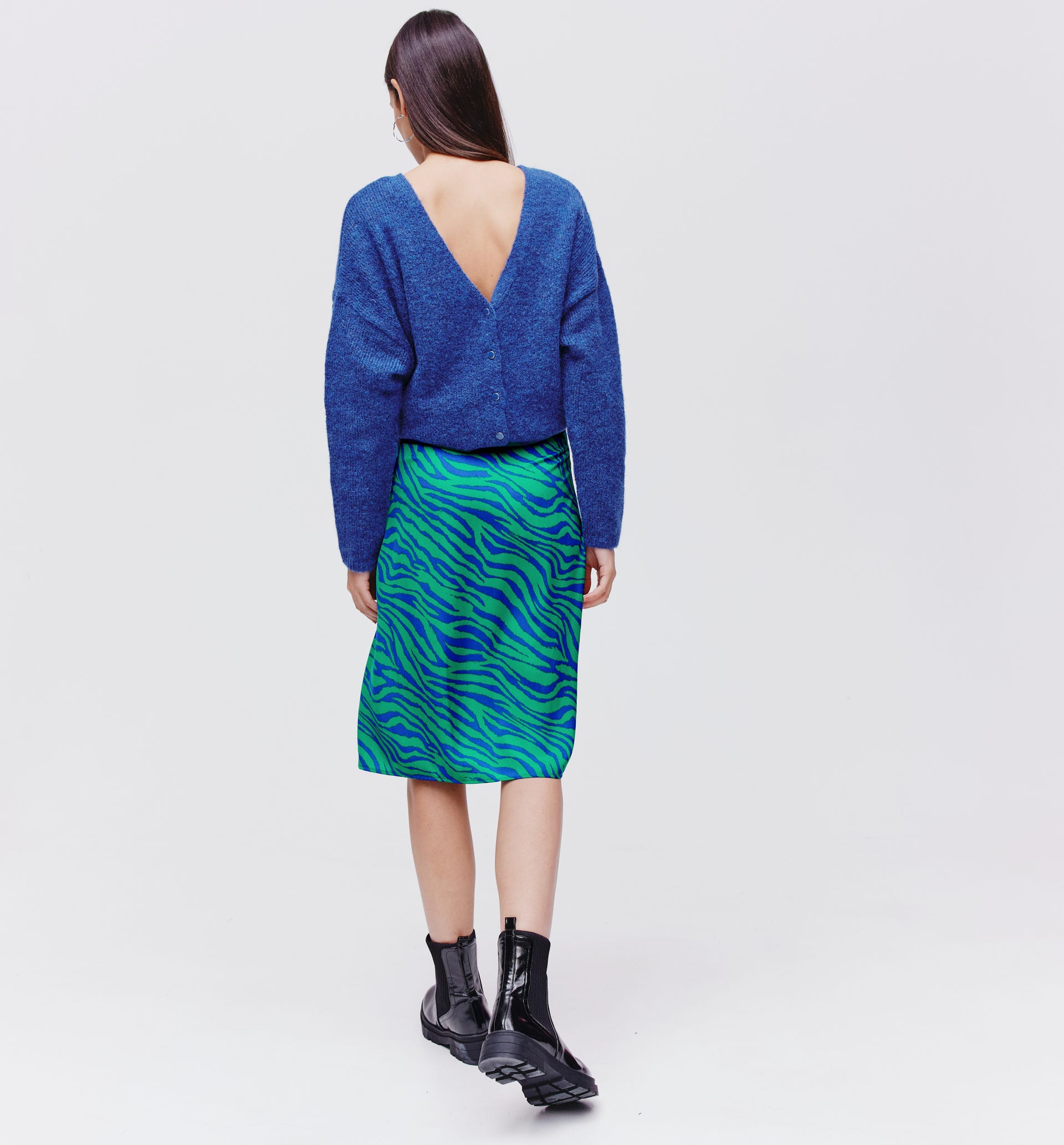 Midi skirt with slit