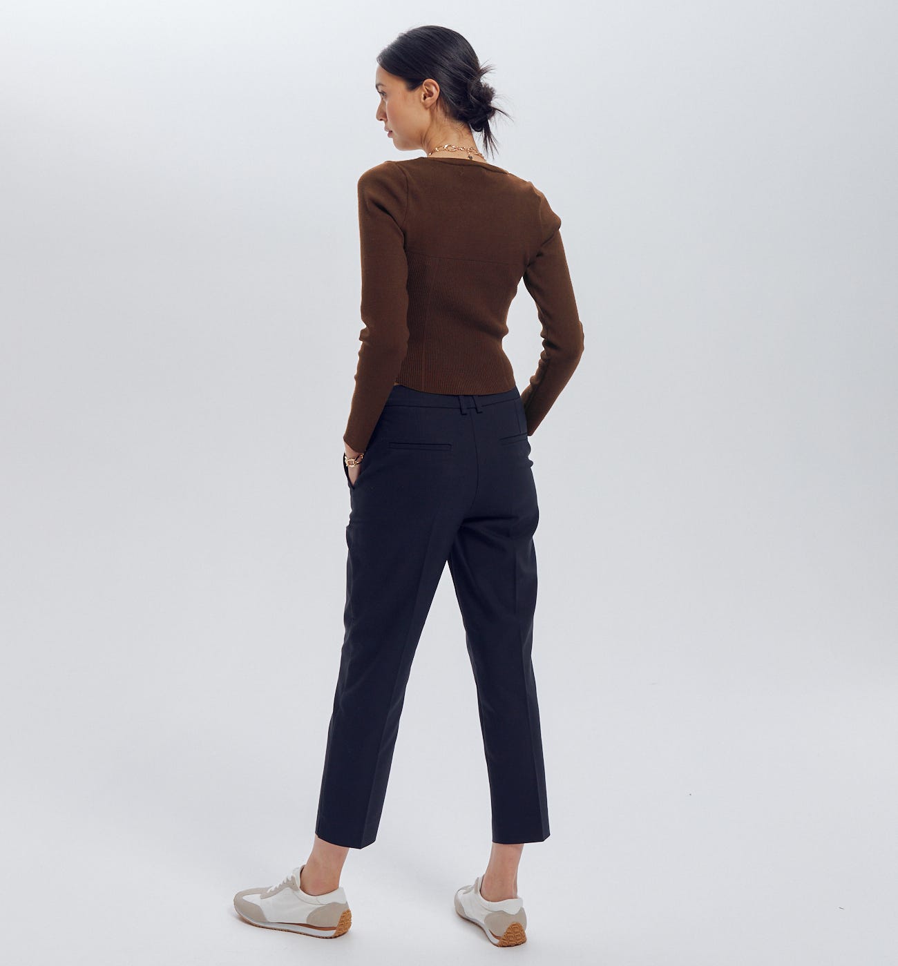 Cut-out cropped jumper