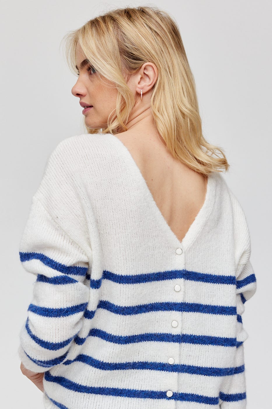 Two-way jumper-cardigan