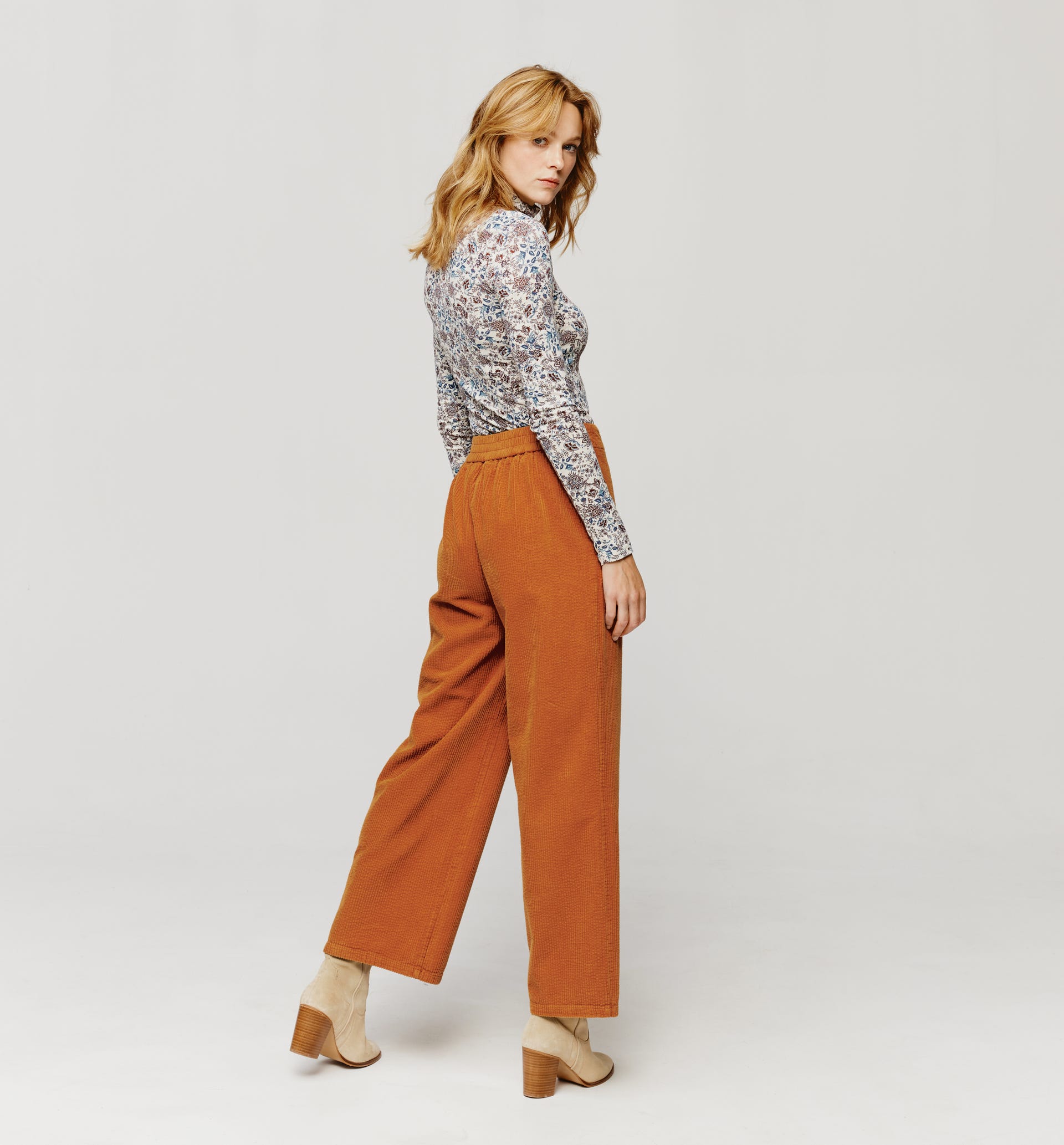 Pantalón ancho de pana