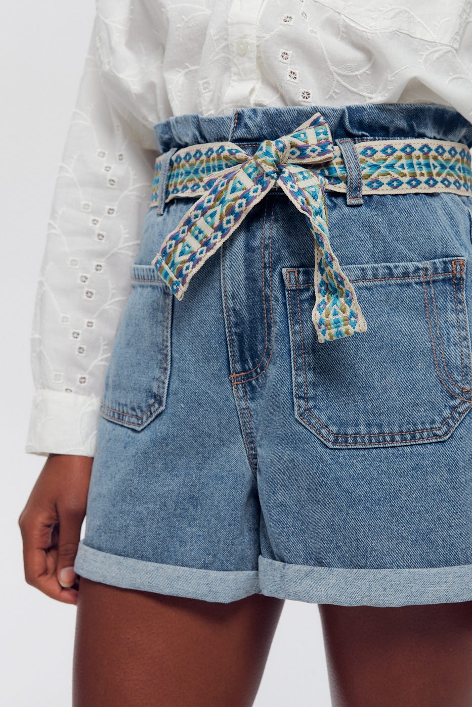 Short en jean ceinturé Femme