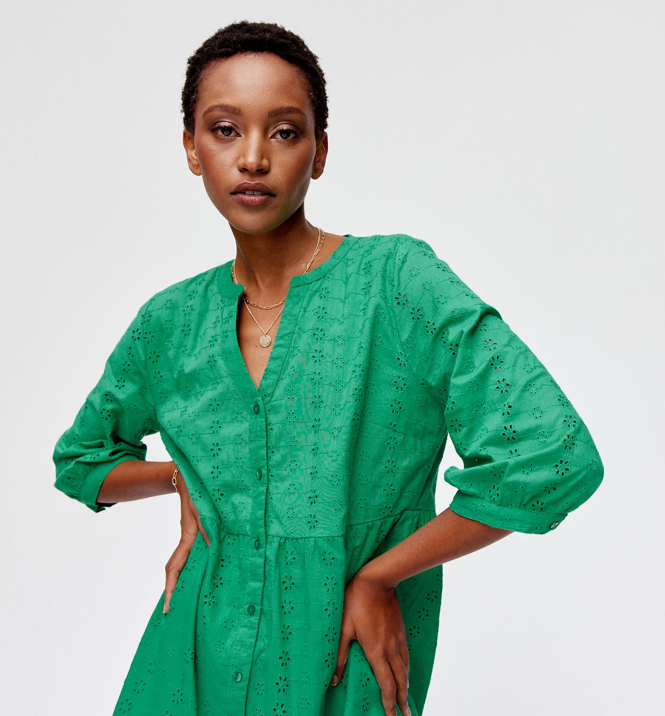 Robe en broderie anglaise