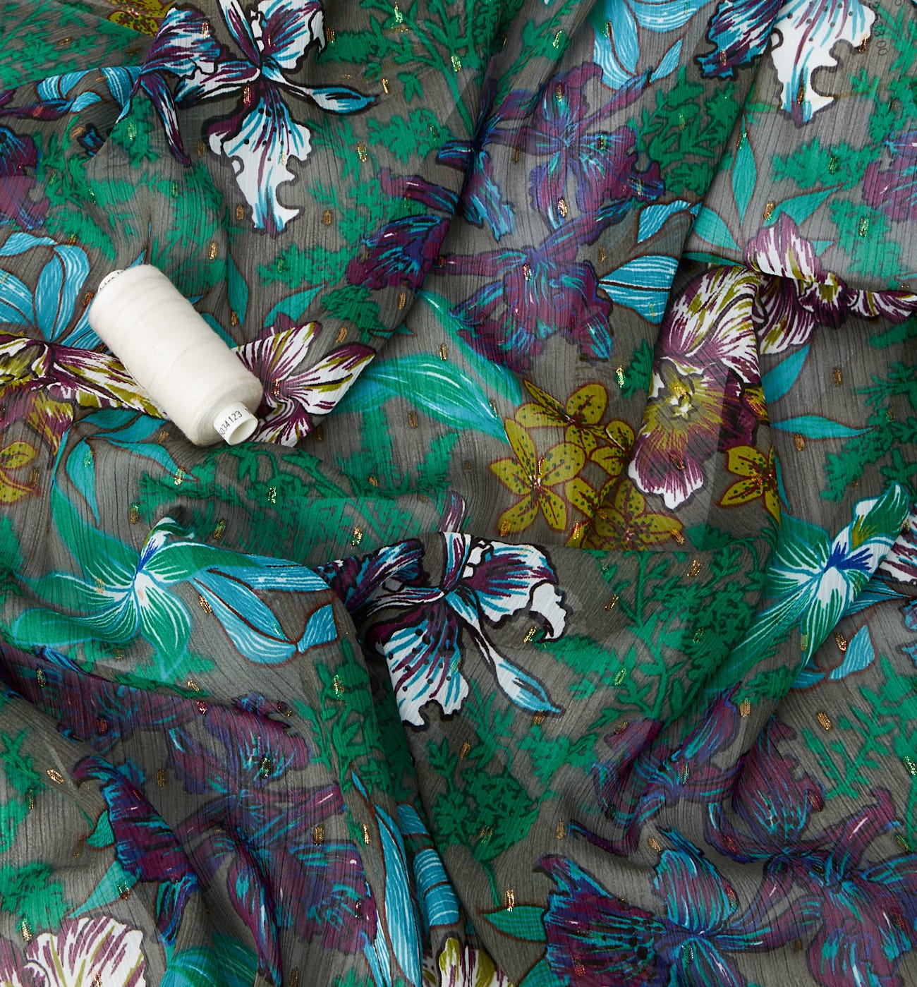 Coupon de tissu voile plumetis