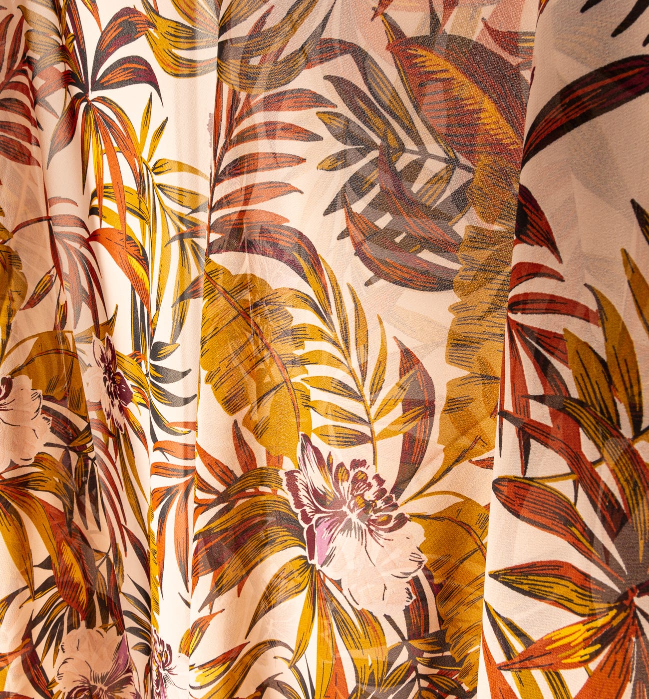 Zuschnitt aus Polyester-Voile