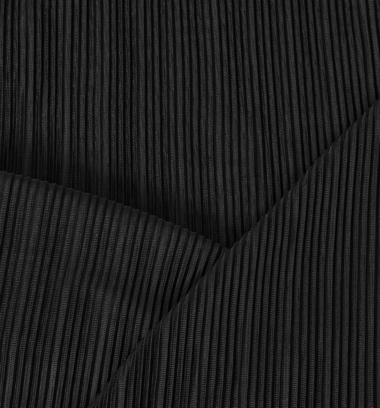 Coupon de tissu plissé satiné