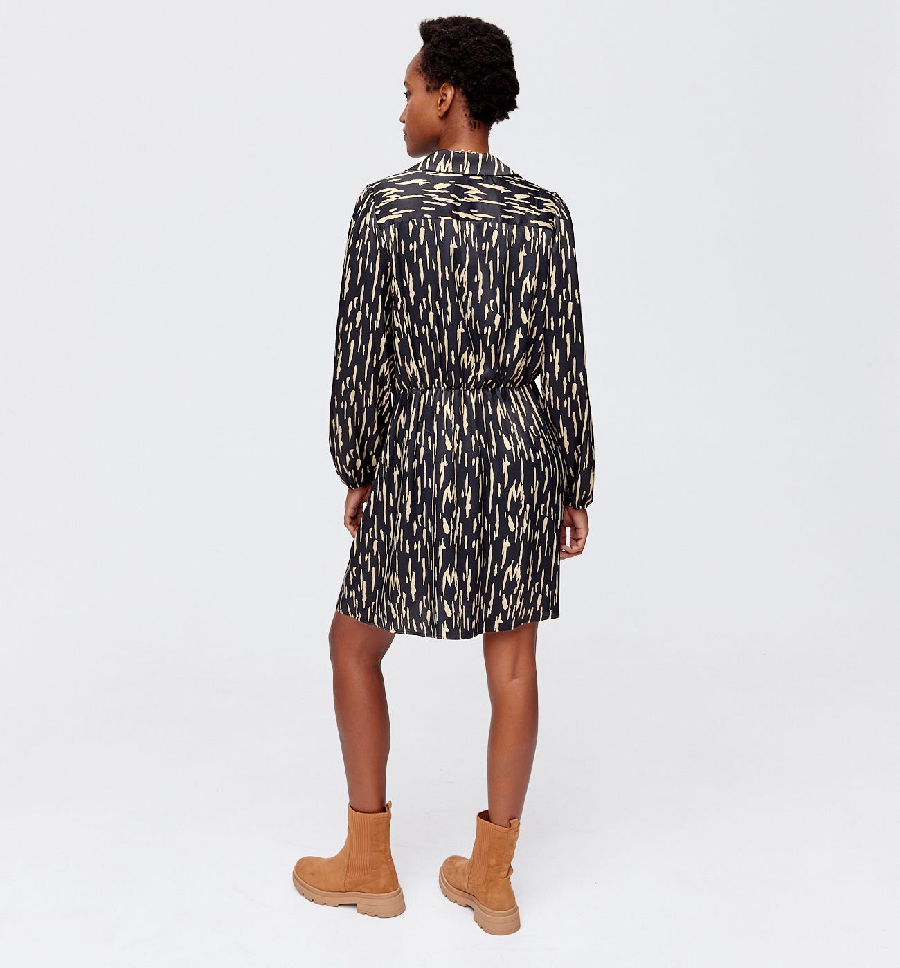 Robe courte en satin Femme