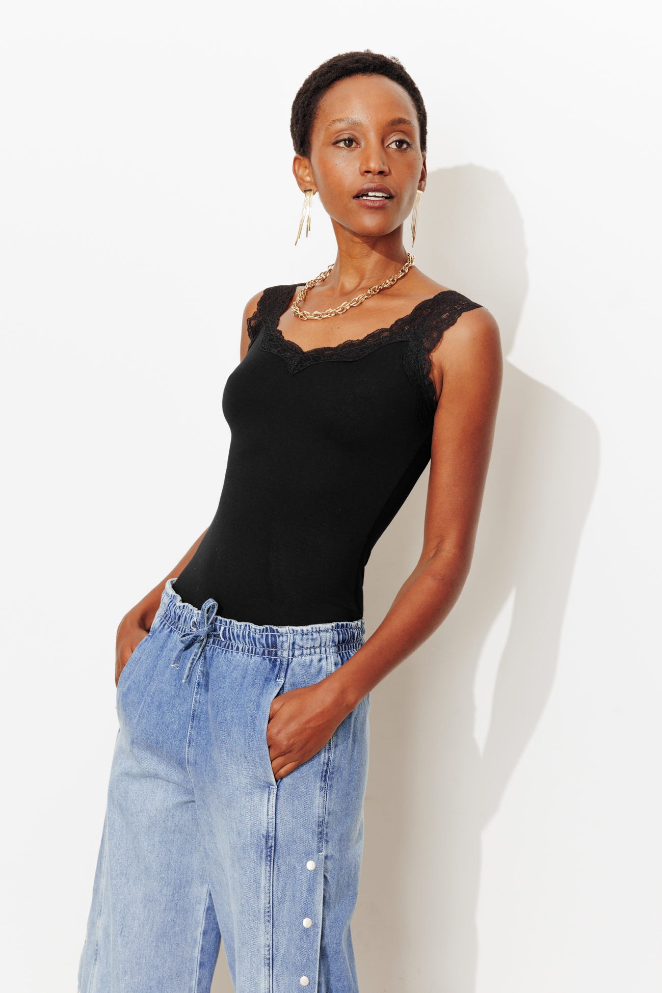 Top spalline con pizzo