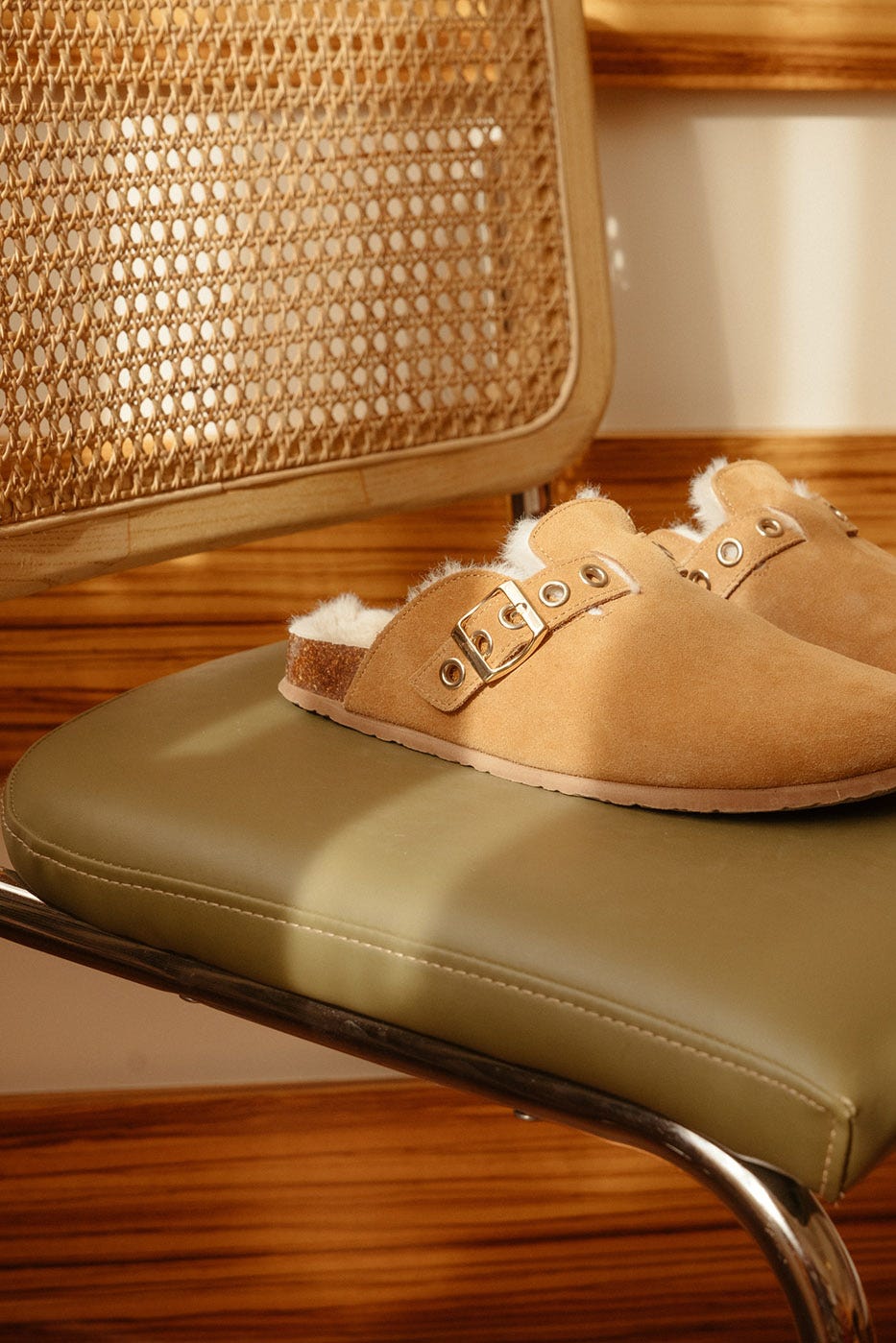 Sabots en cuir fourrés Femme