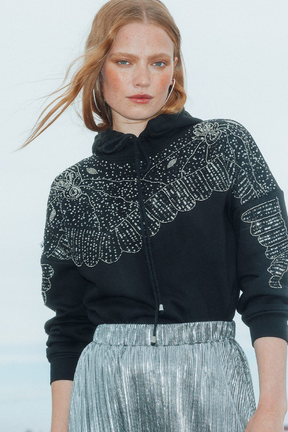 Sweat-shirt broderie indienne