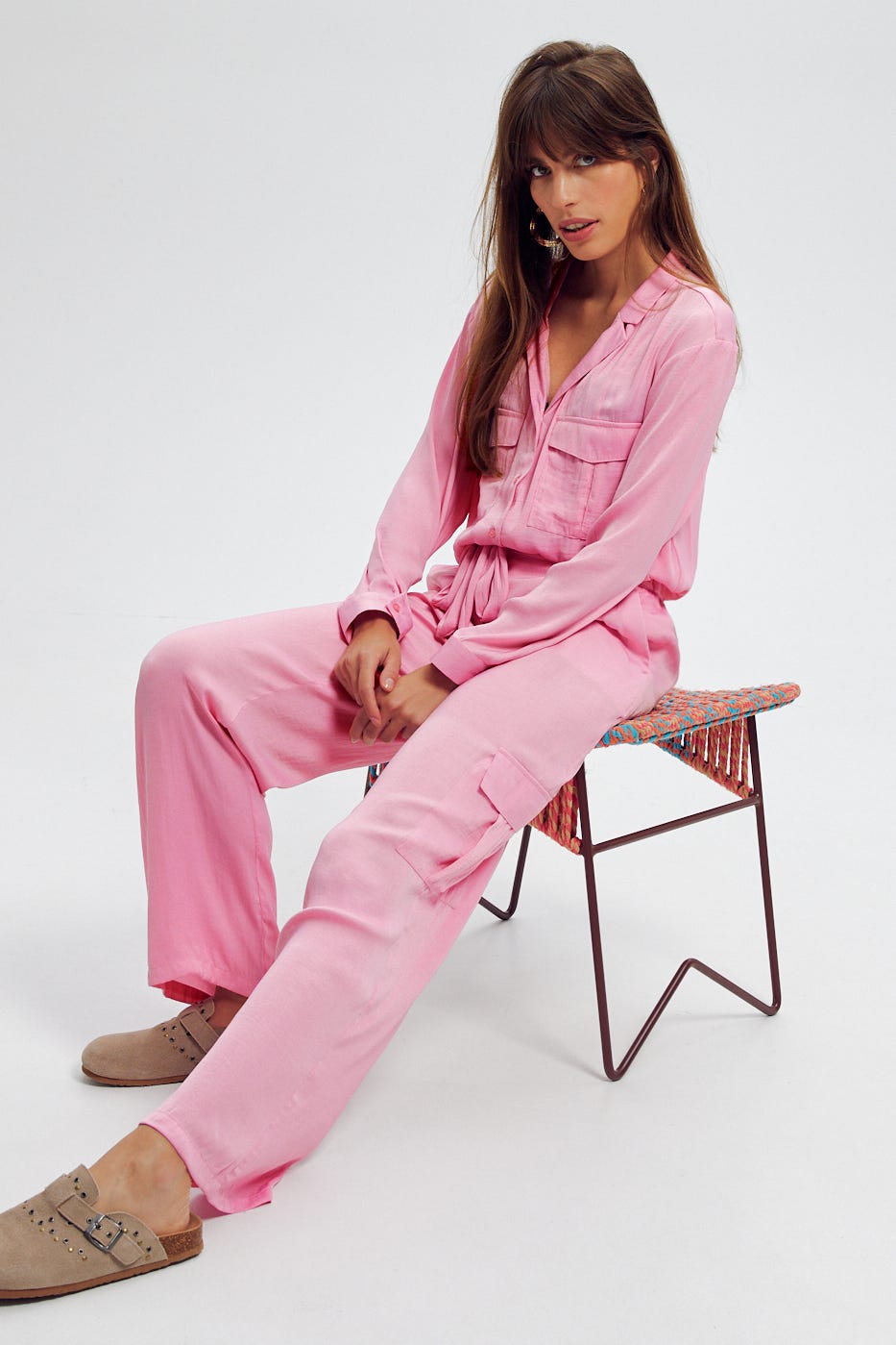 Pantalon cargo en satin Femme