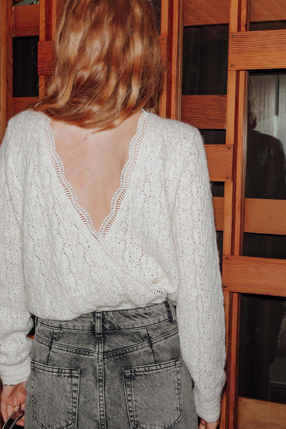 Lochmuster-Pullover mit Spitze