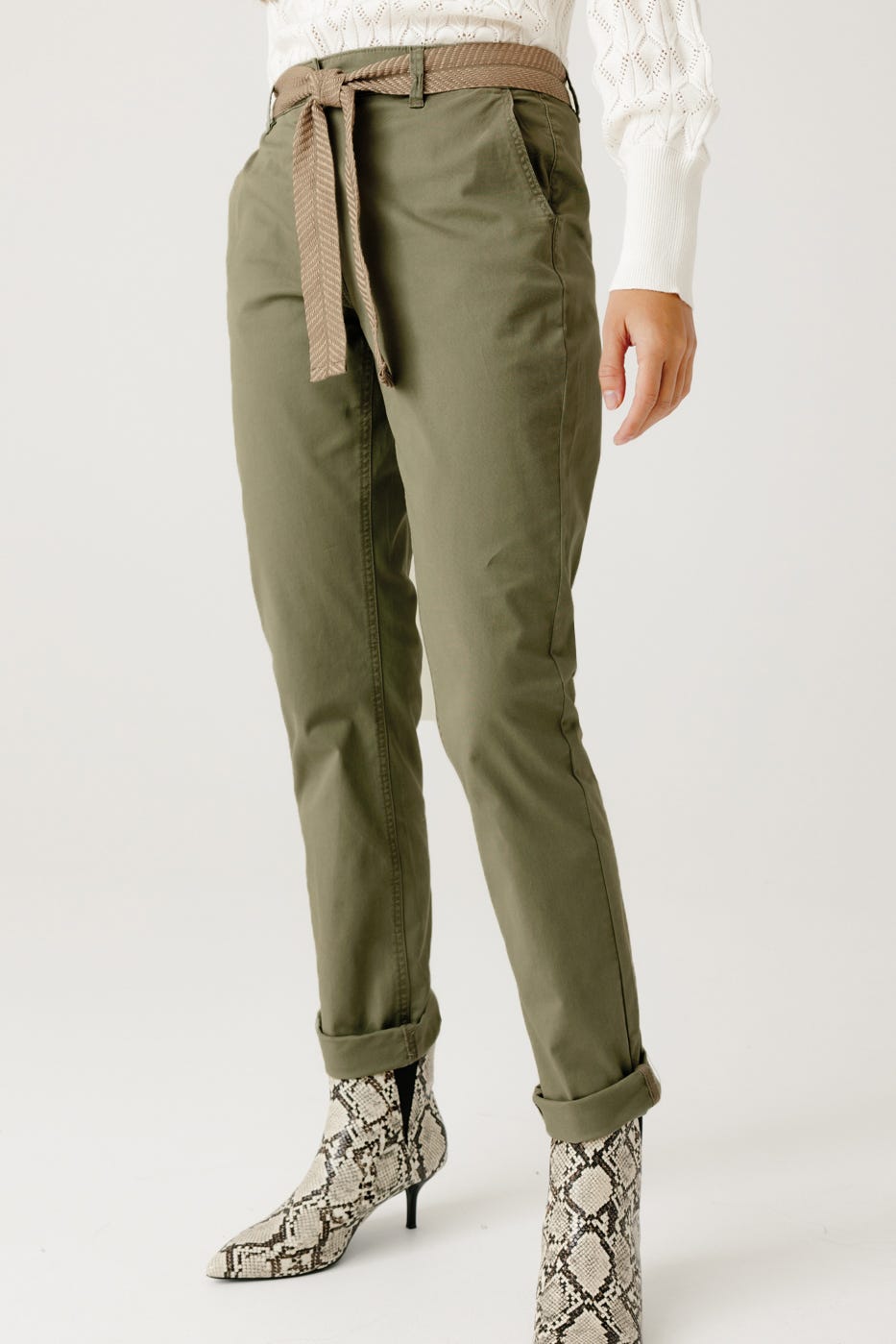 Pantaloni chino con cintura
