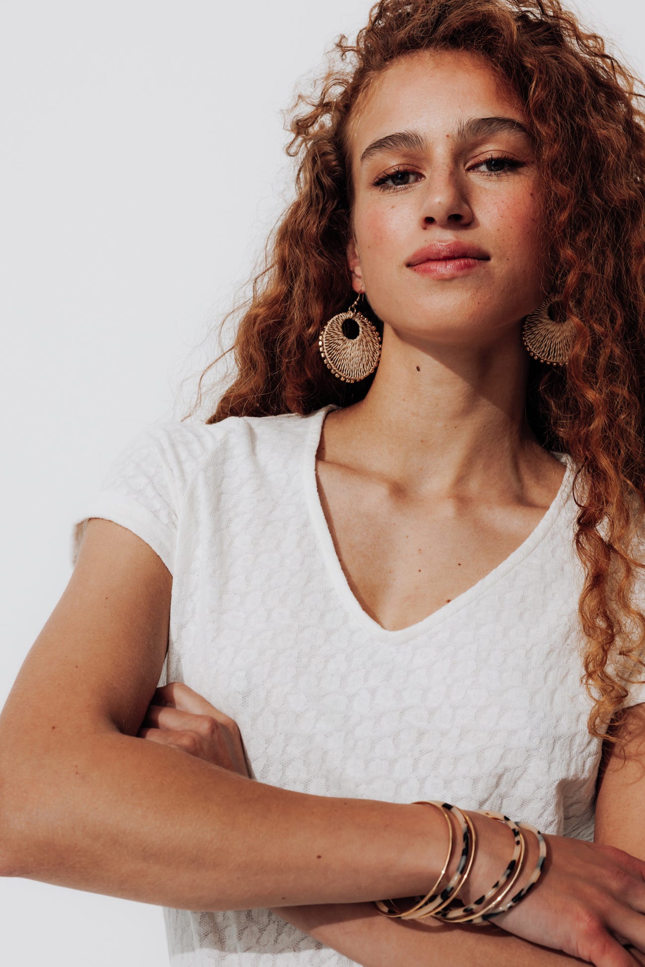 Camiseta fantasía cuello pico