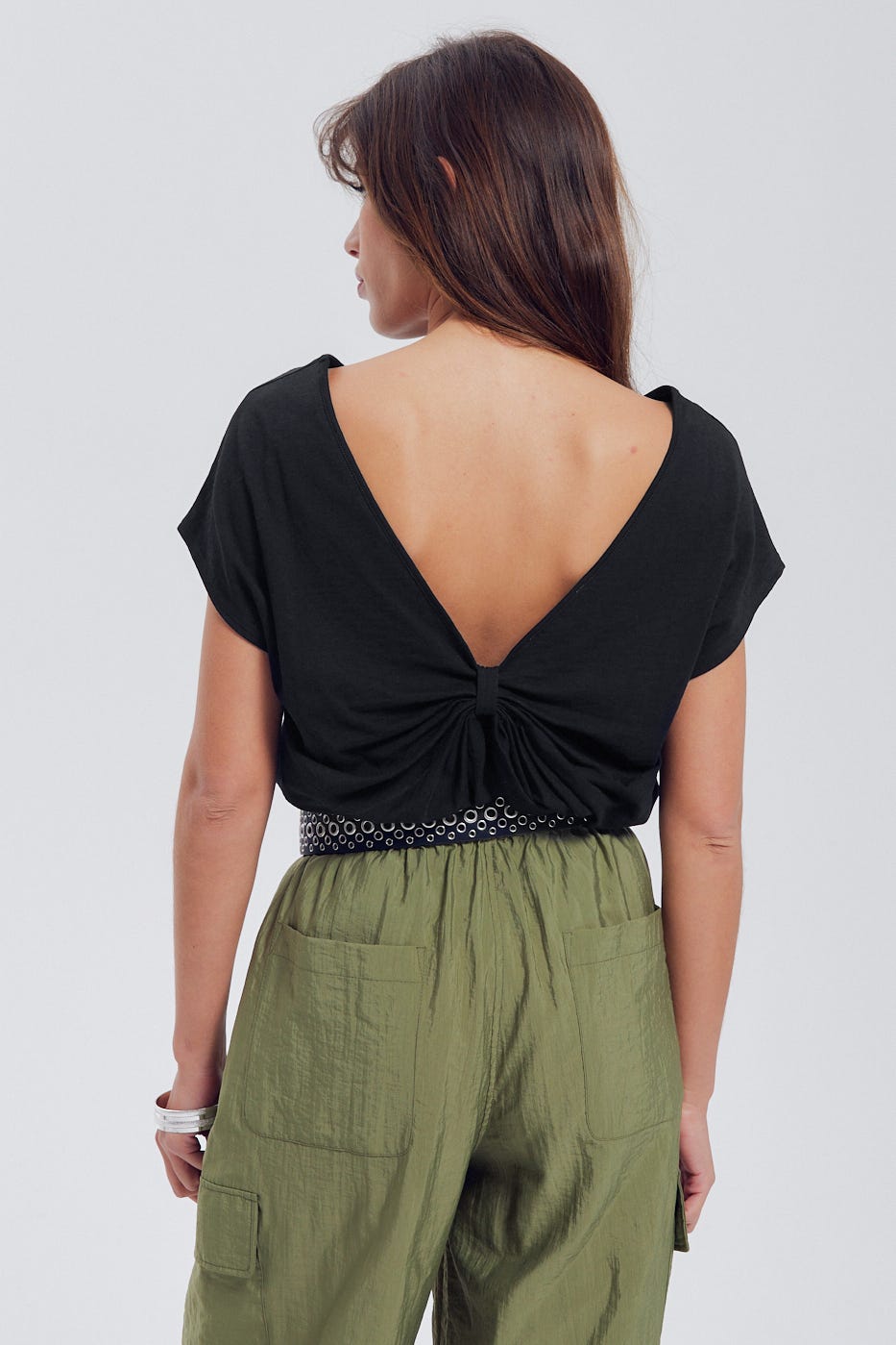 Low-back cotton top