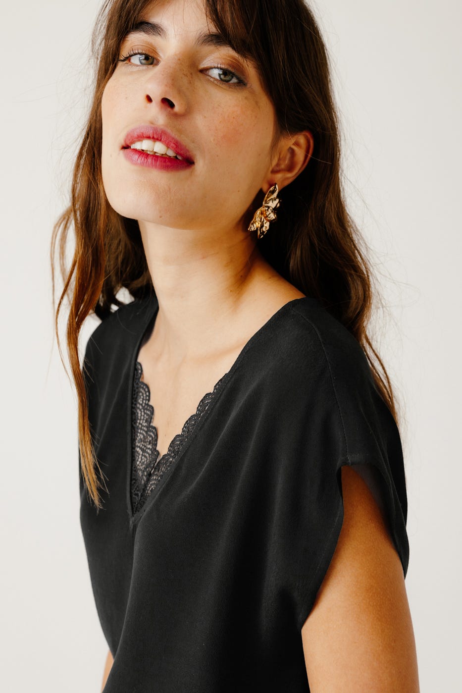 Top mit Spitzendetails