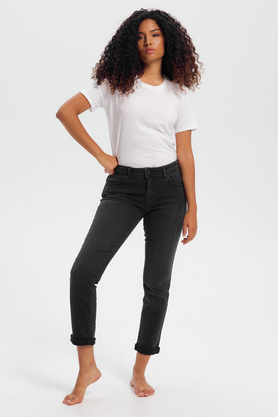 Jean girlfriend LUCIEN