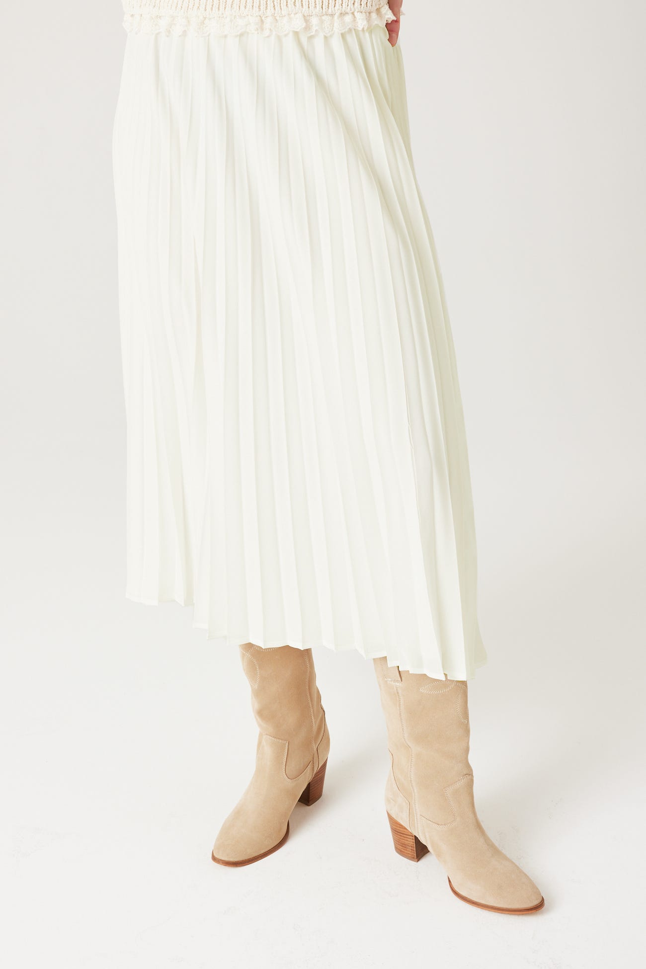 Midi pleated skirt