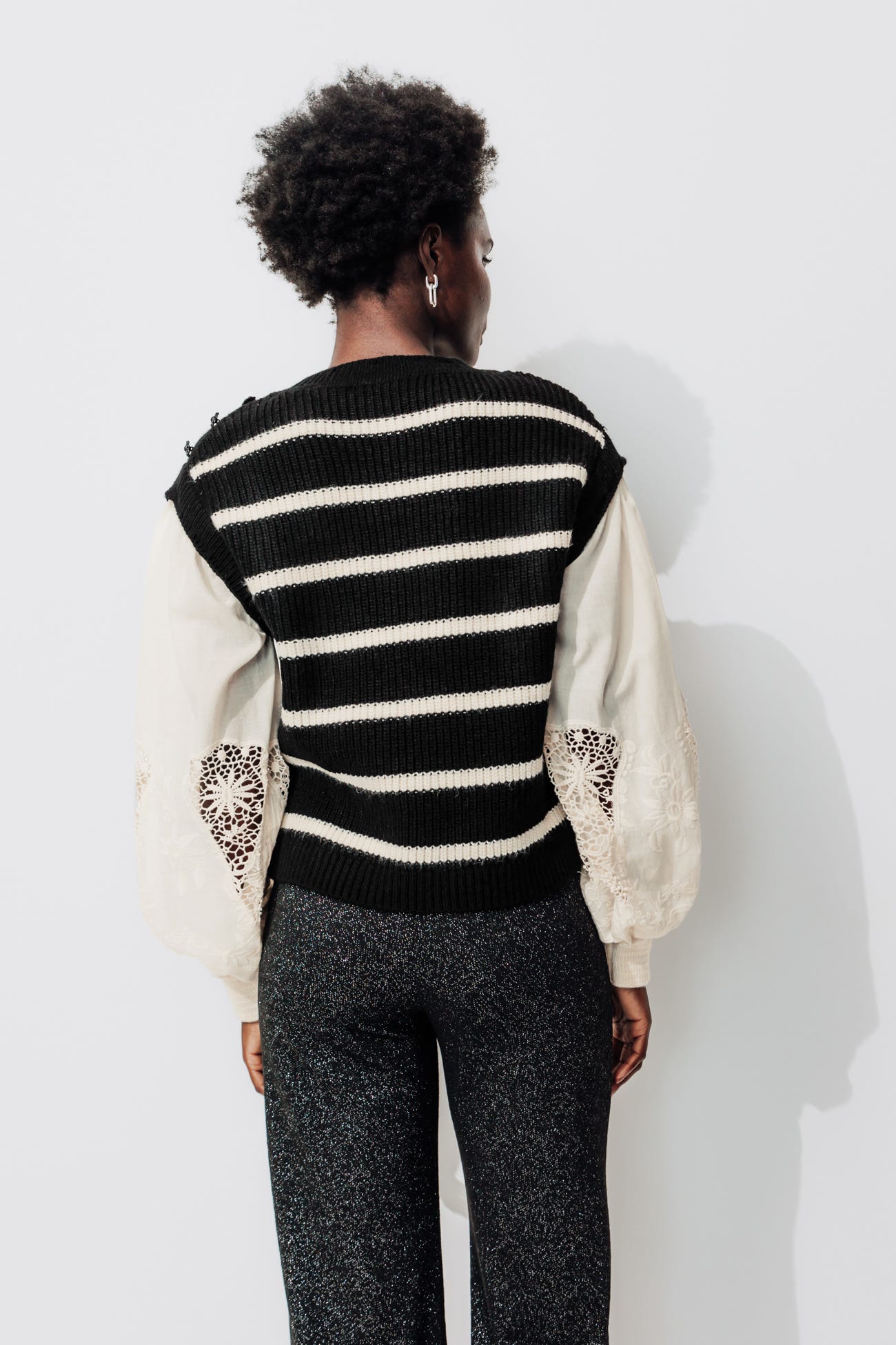 Layered-effect jumper