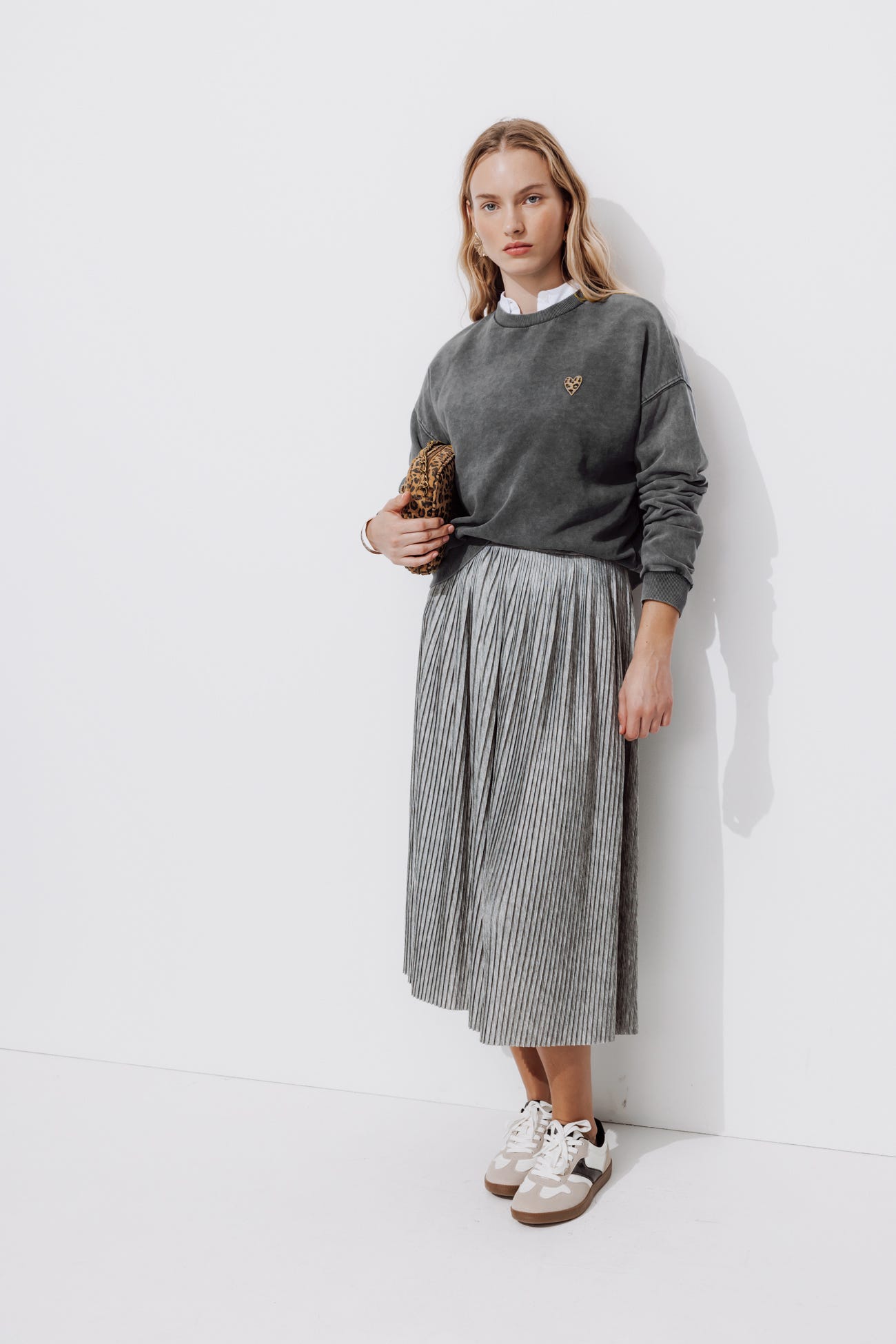 Sweatshirt mit Leo-Herz