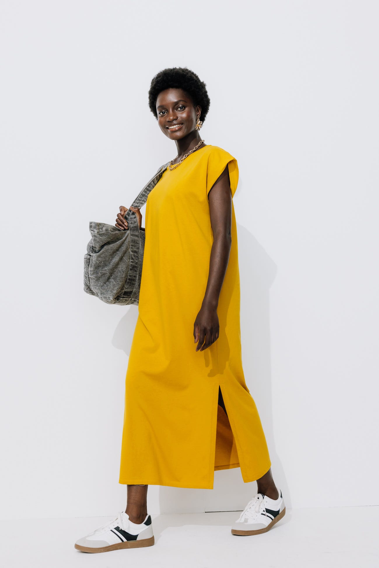 Langes T-Shirt-Kleid