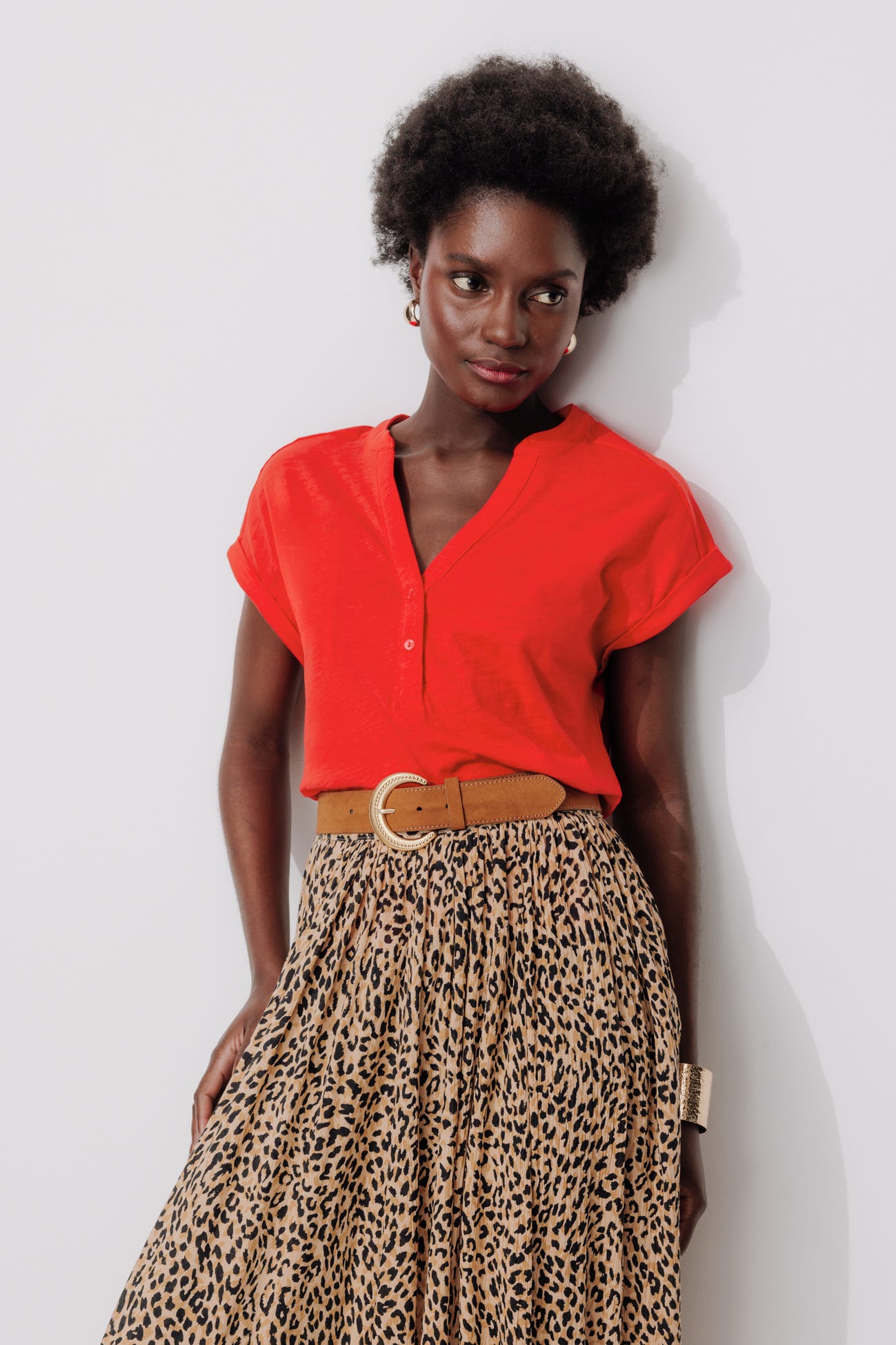 Tunic neckline t-shirt