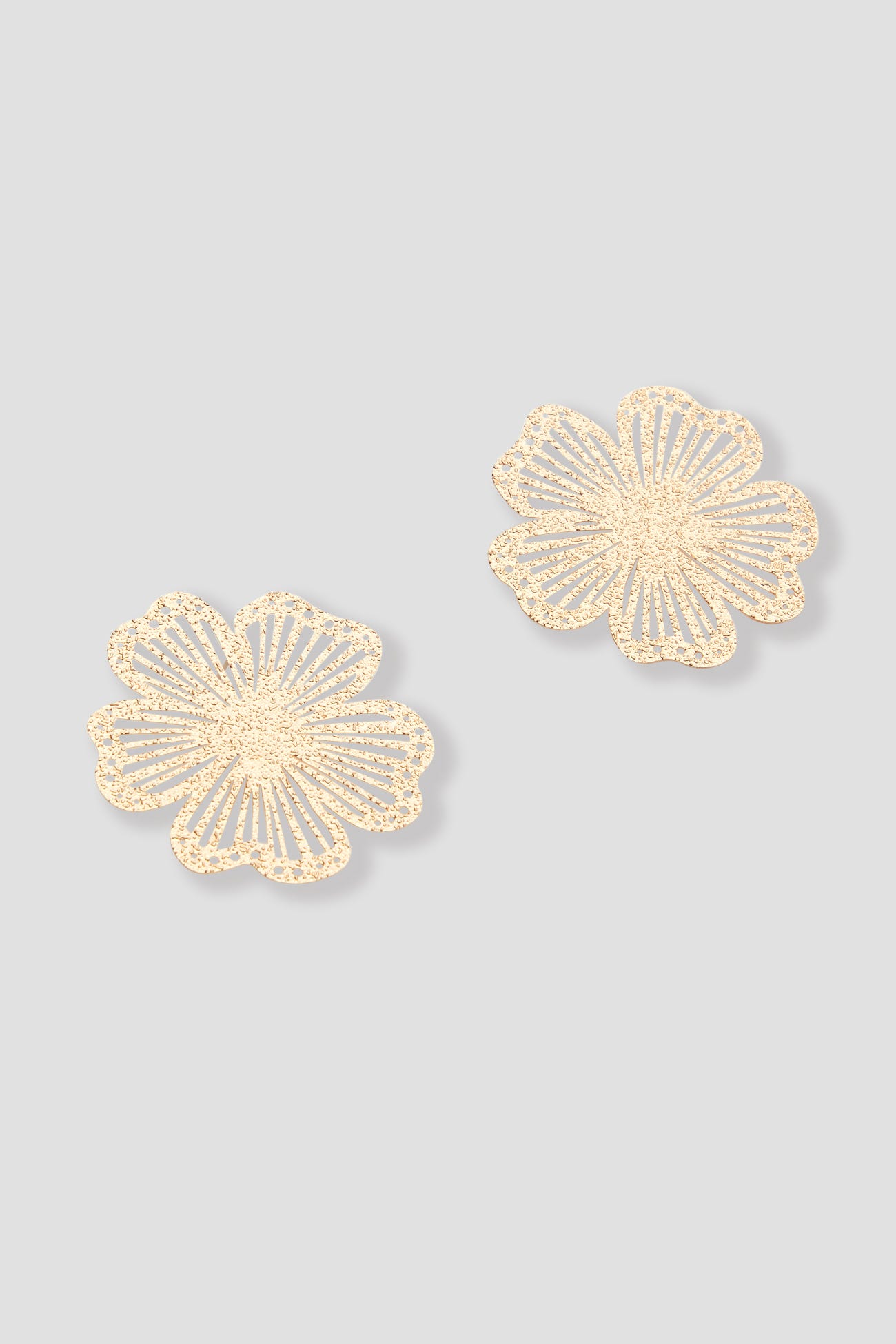 Orecchini a fiore