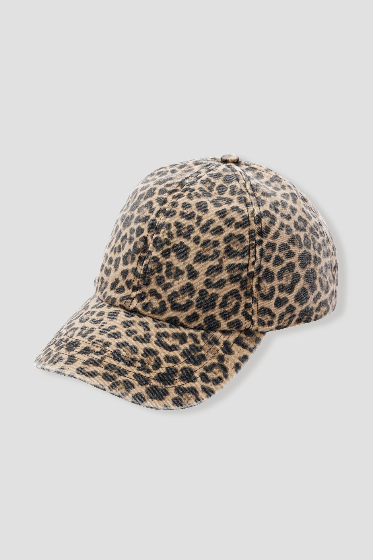 Leopardskin pattern cap