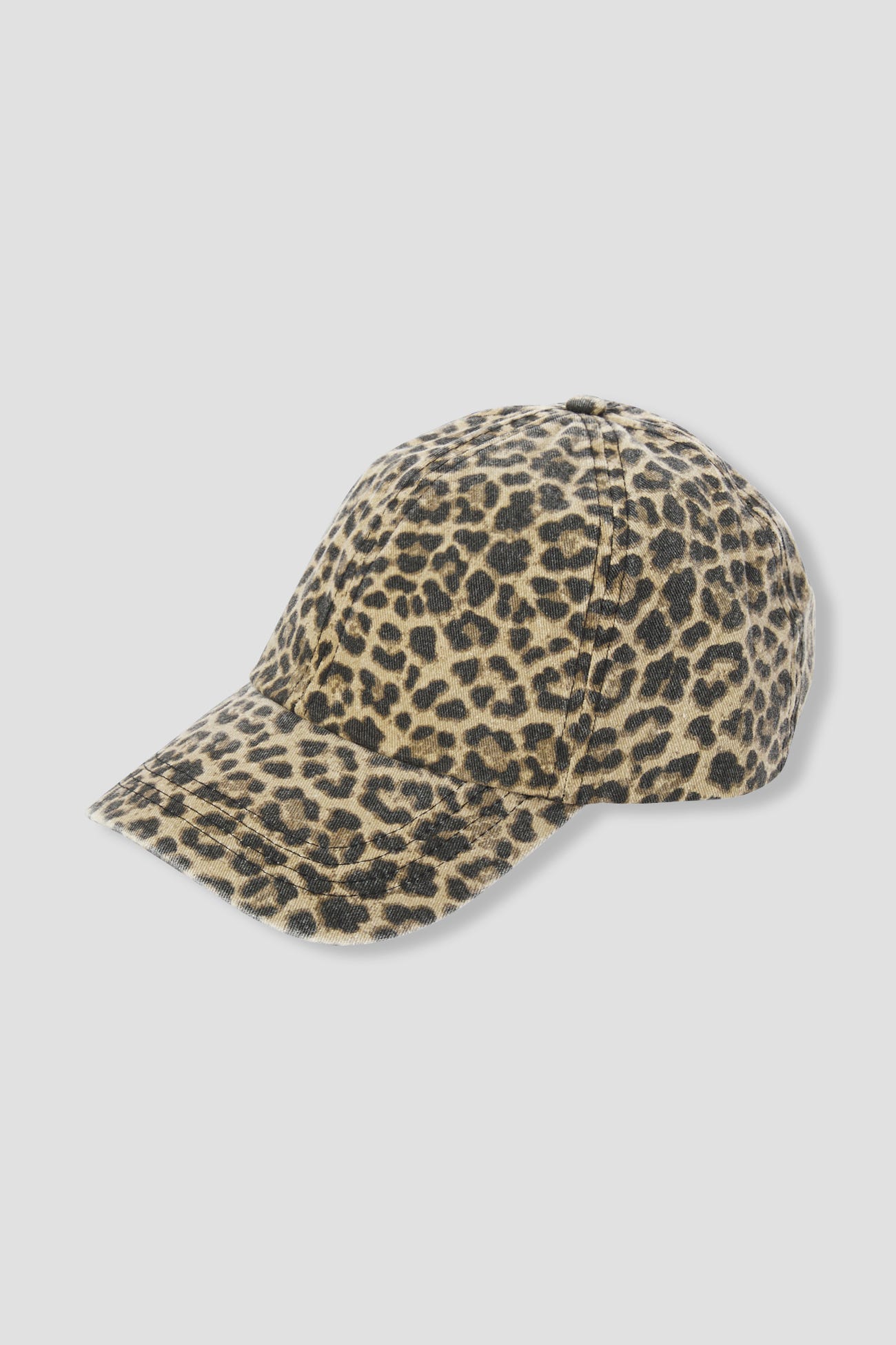 Leopardskin pattern cap