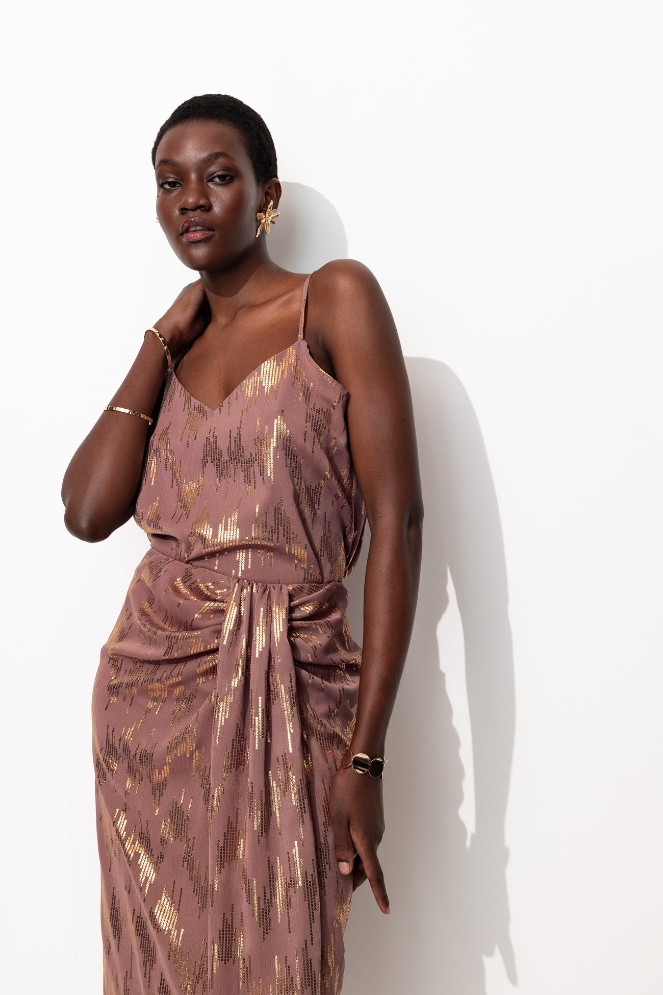 Top glitter con spalline