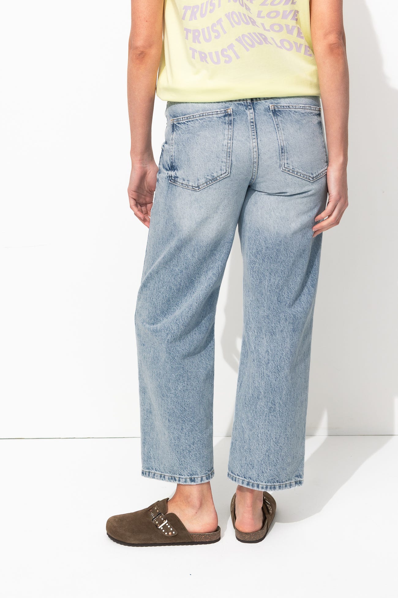 Straight-leg 7/8 jeans