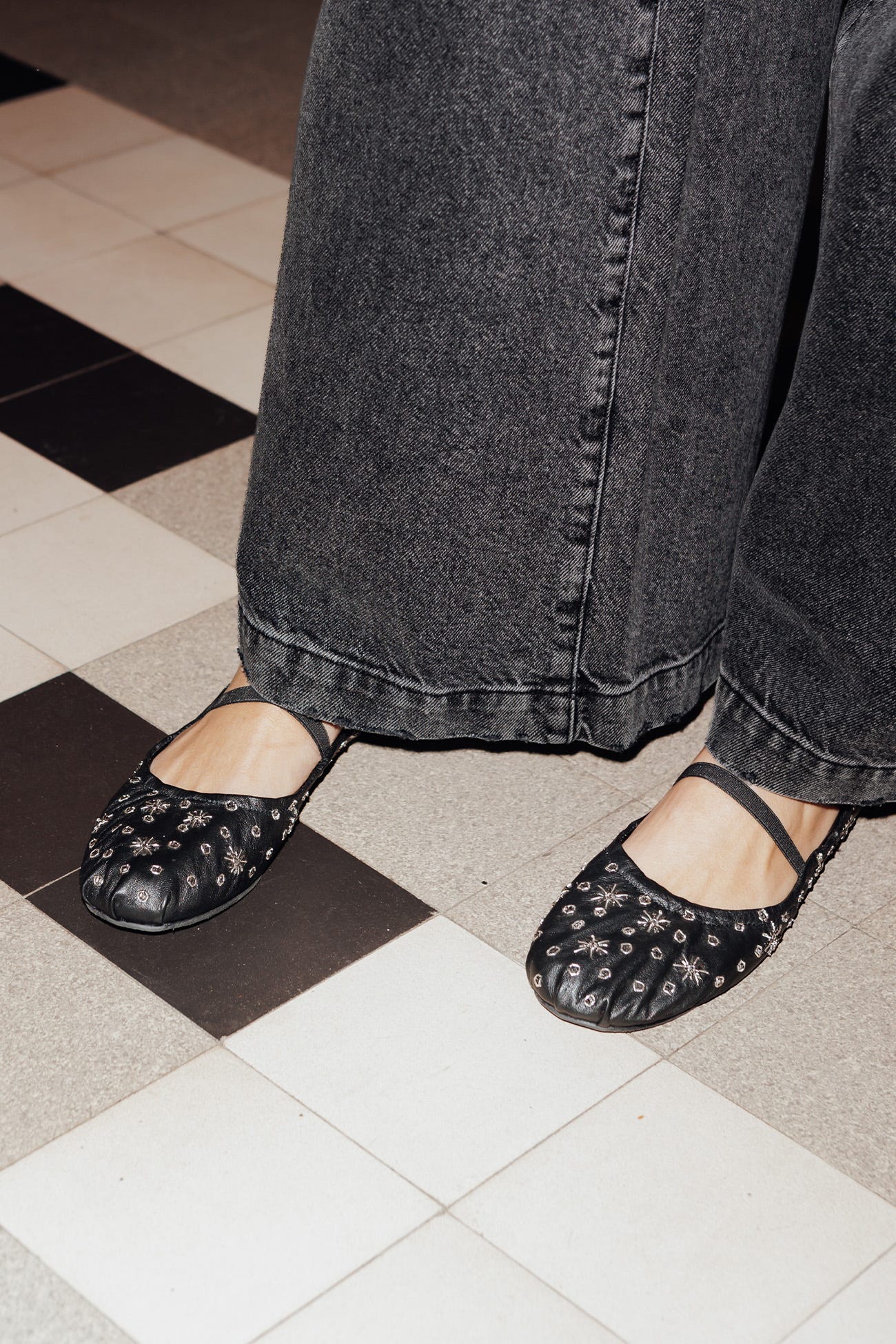 Ballerines-babies cuir perlé