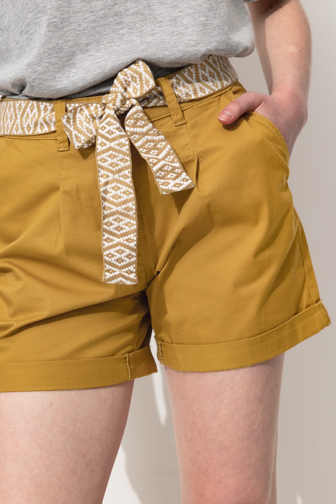 Short à pinces + ceinture