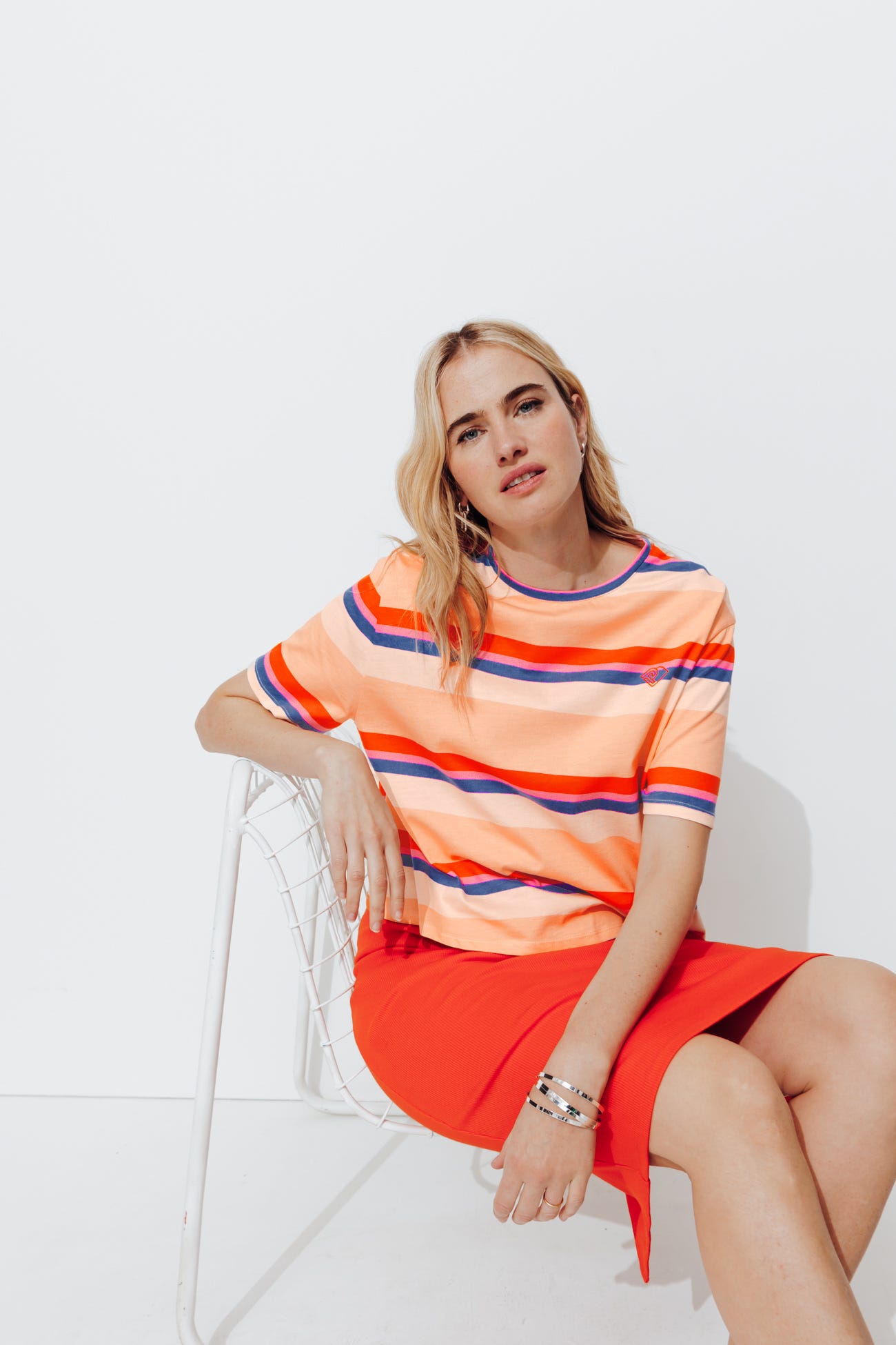 T-shirt broderie logo Femme