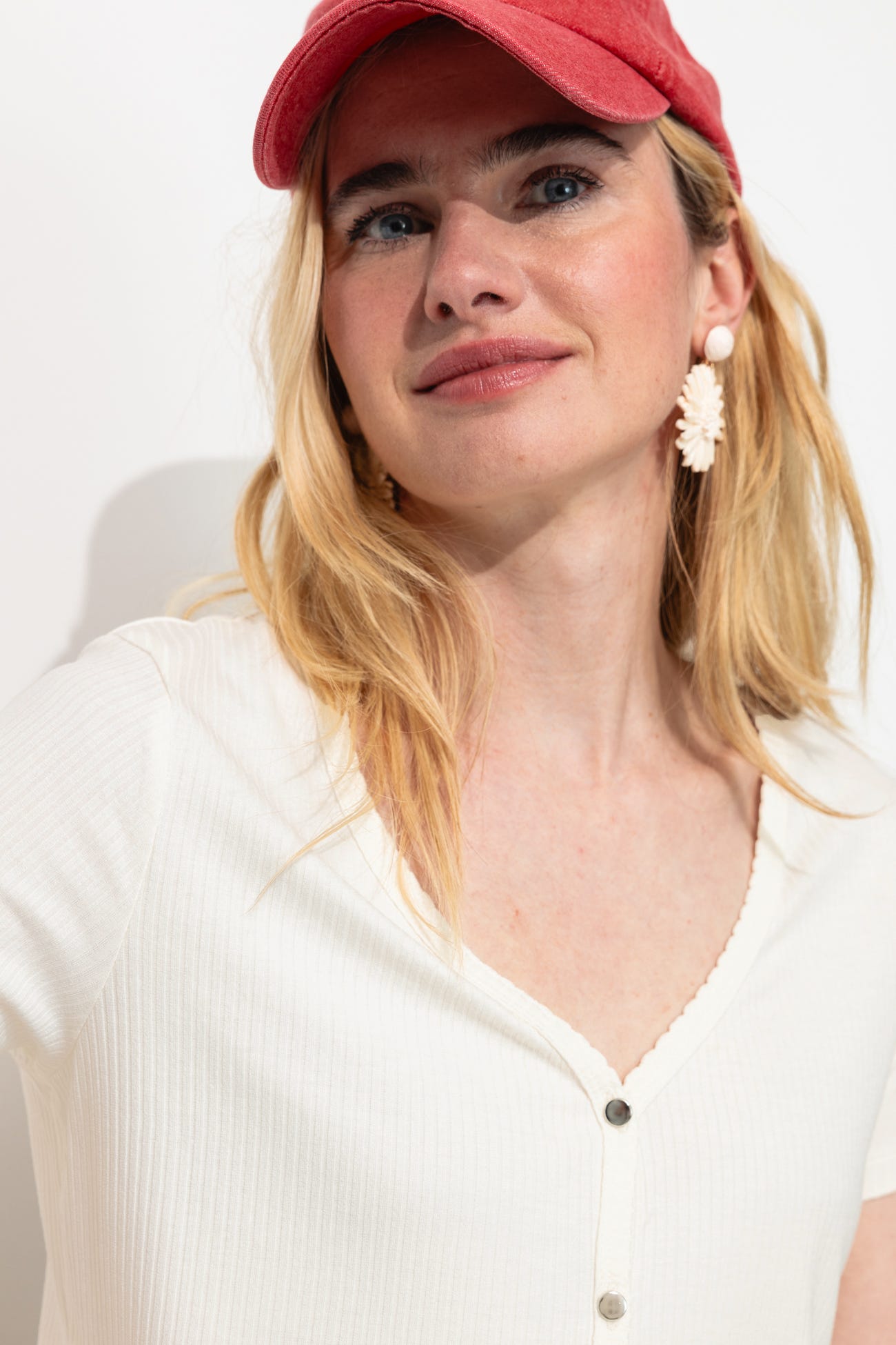 Camiseta canalé cuello pico