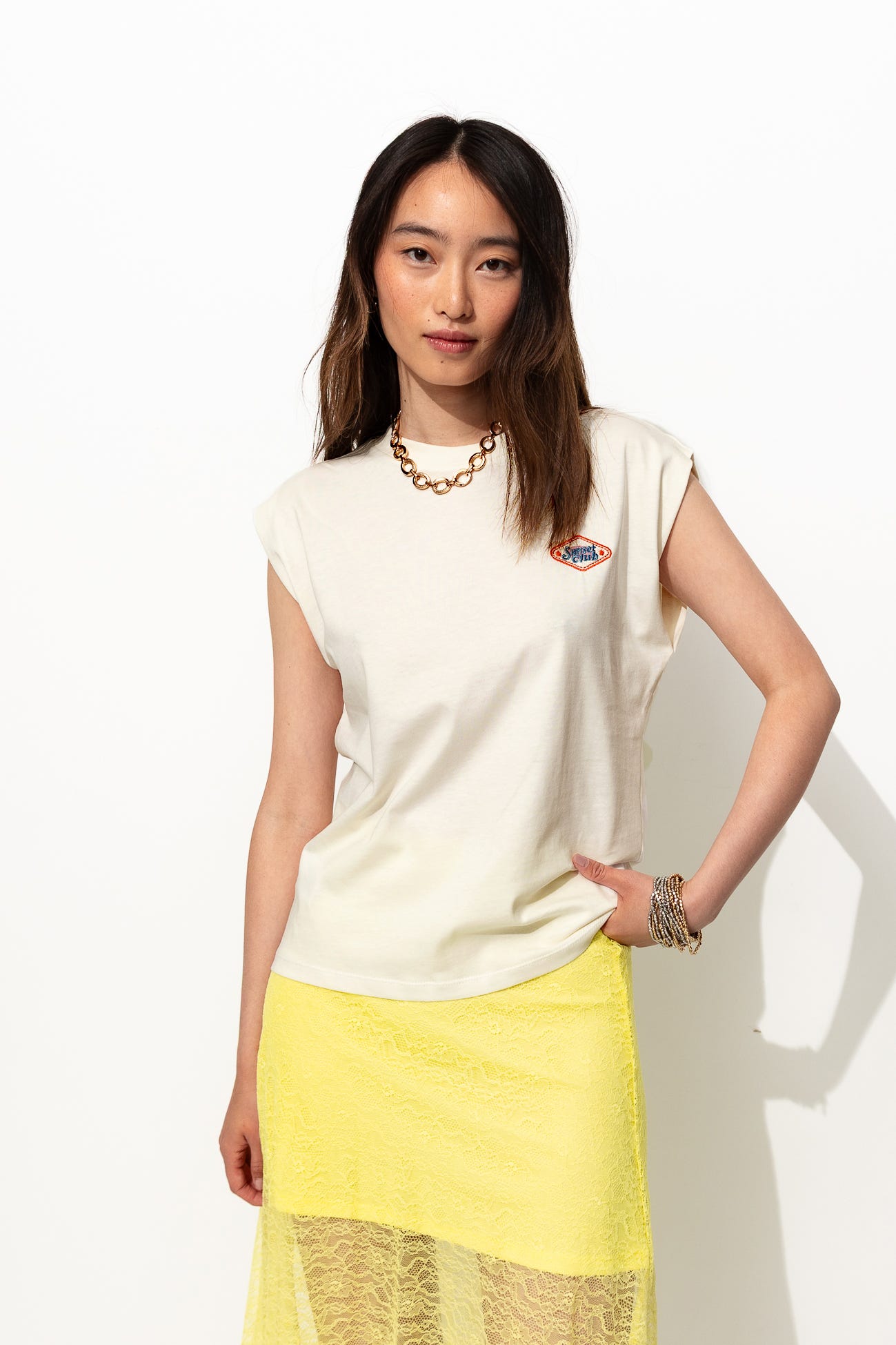 T-shirt à écusson Femme
