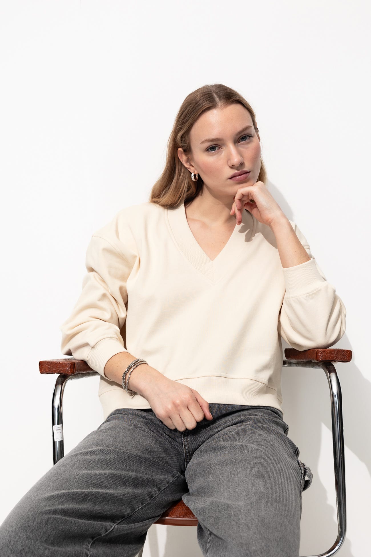 Sweat-shirt uni col V