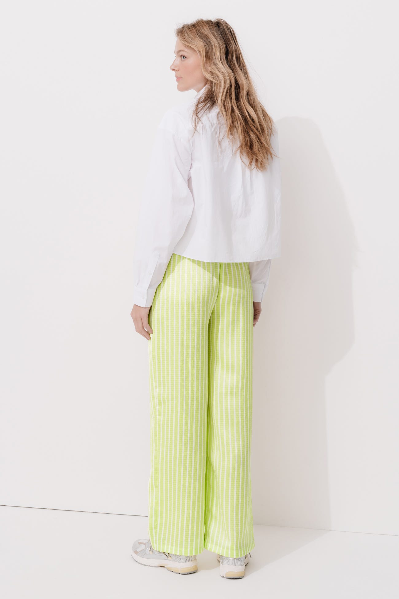 Pantalon large en satin Femme