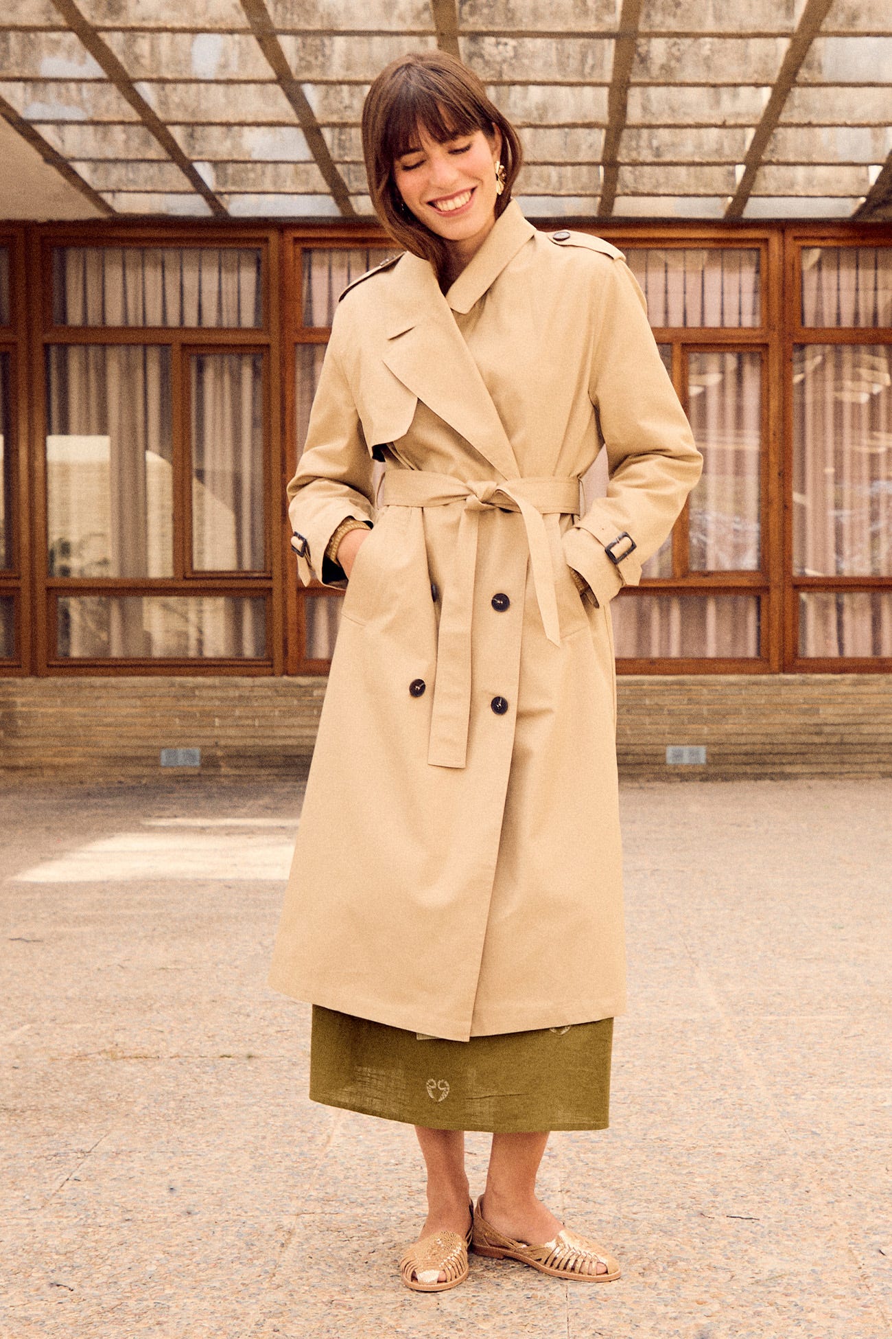 Trench largo cinturón
