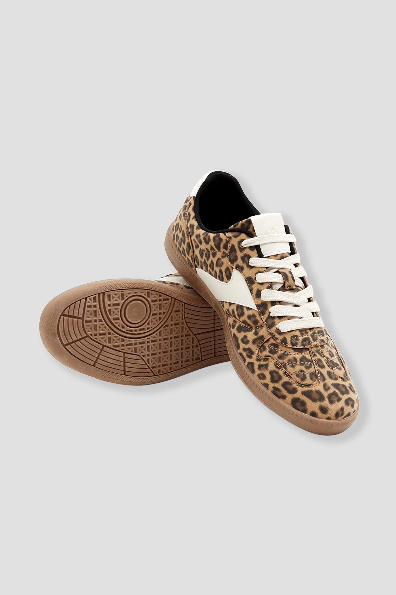 Basket léopard Femme