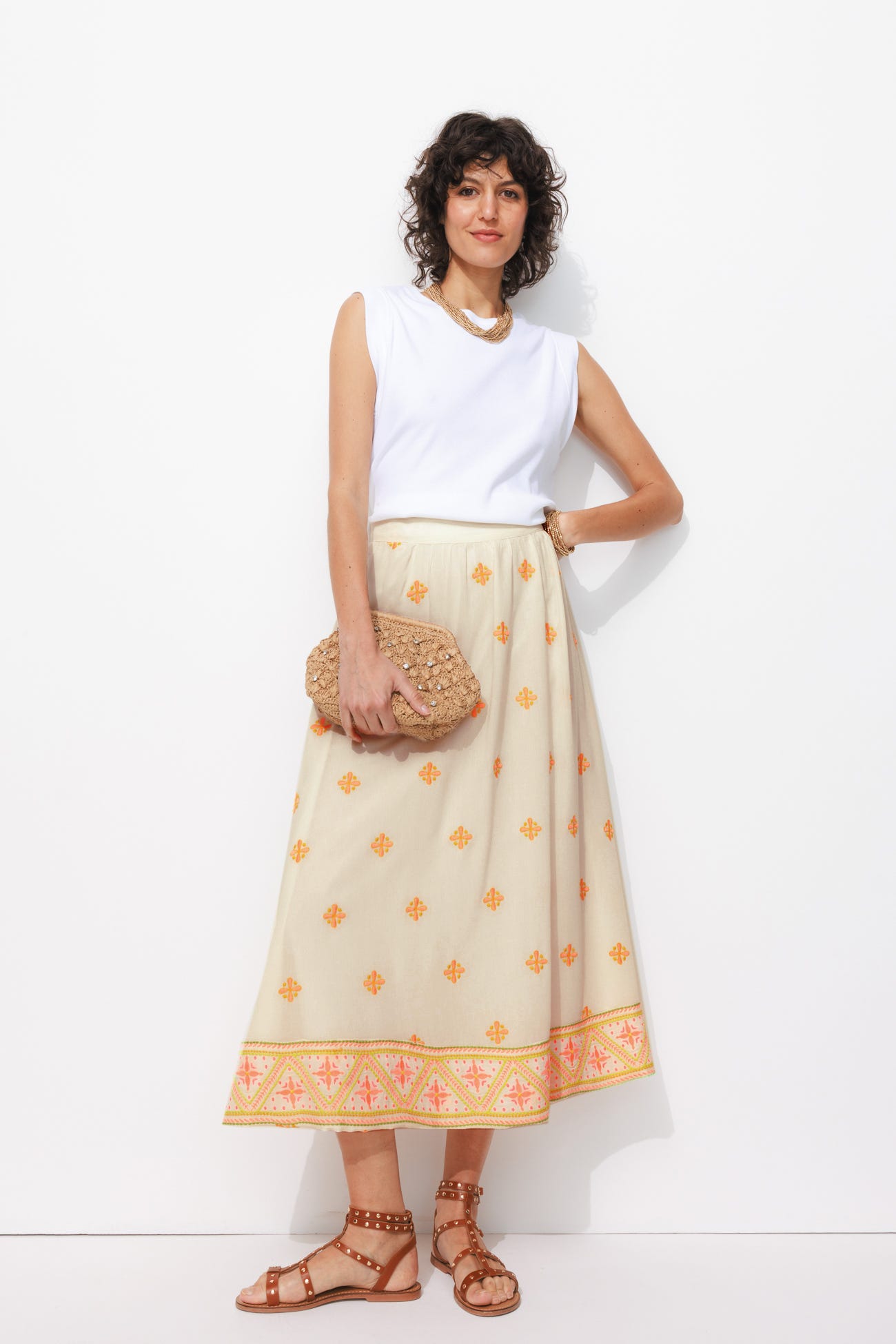 Jupe midi broderies fluo