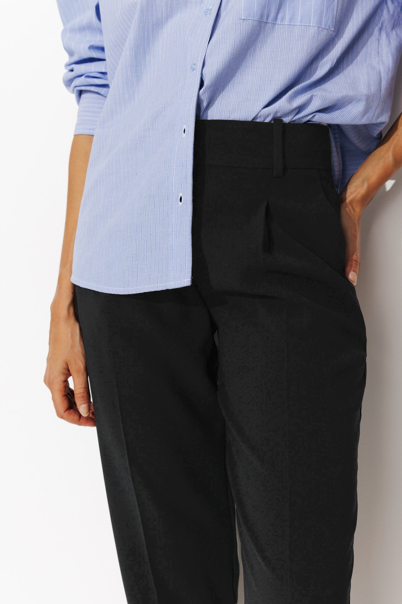 Pantalon à pinces 7/8è Femme