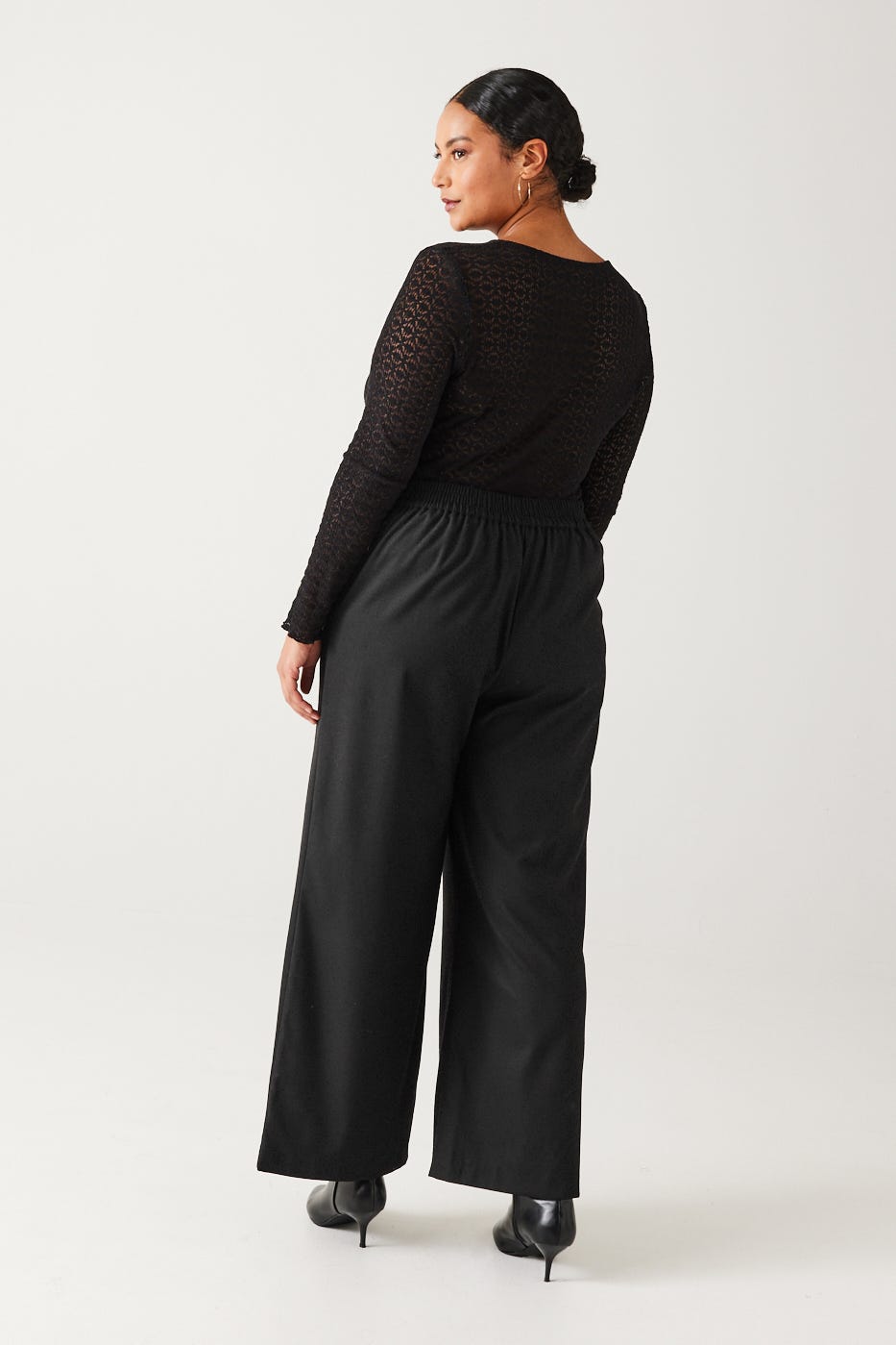 Flared High Waist-Hose