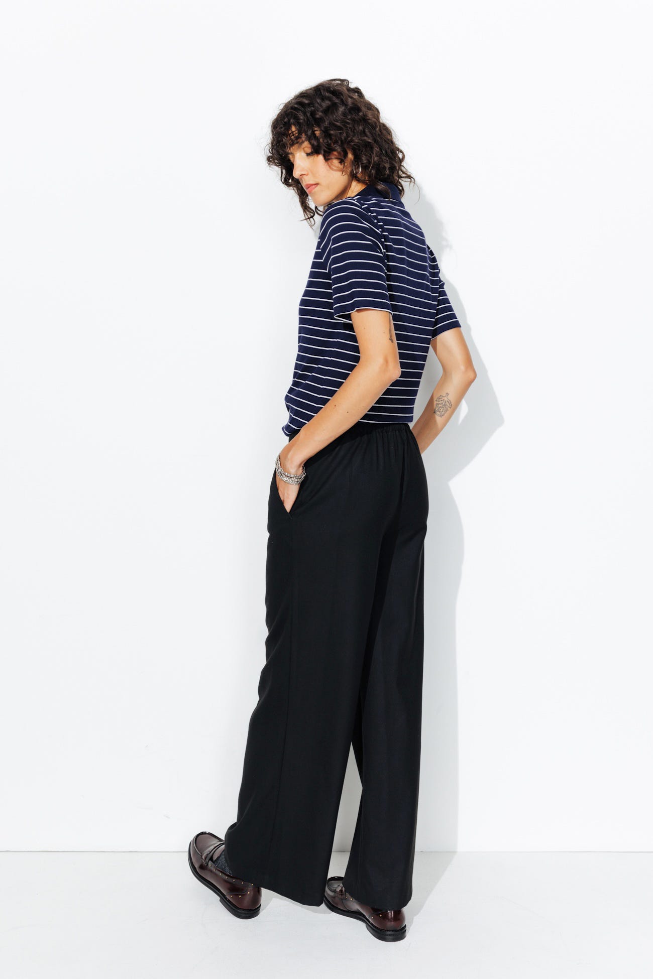 Pantalón ancho